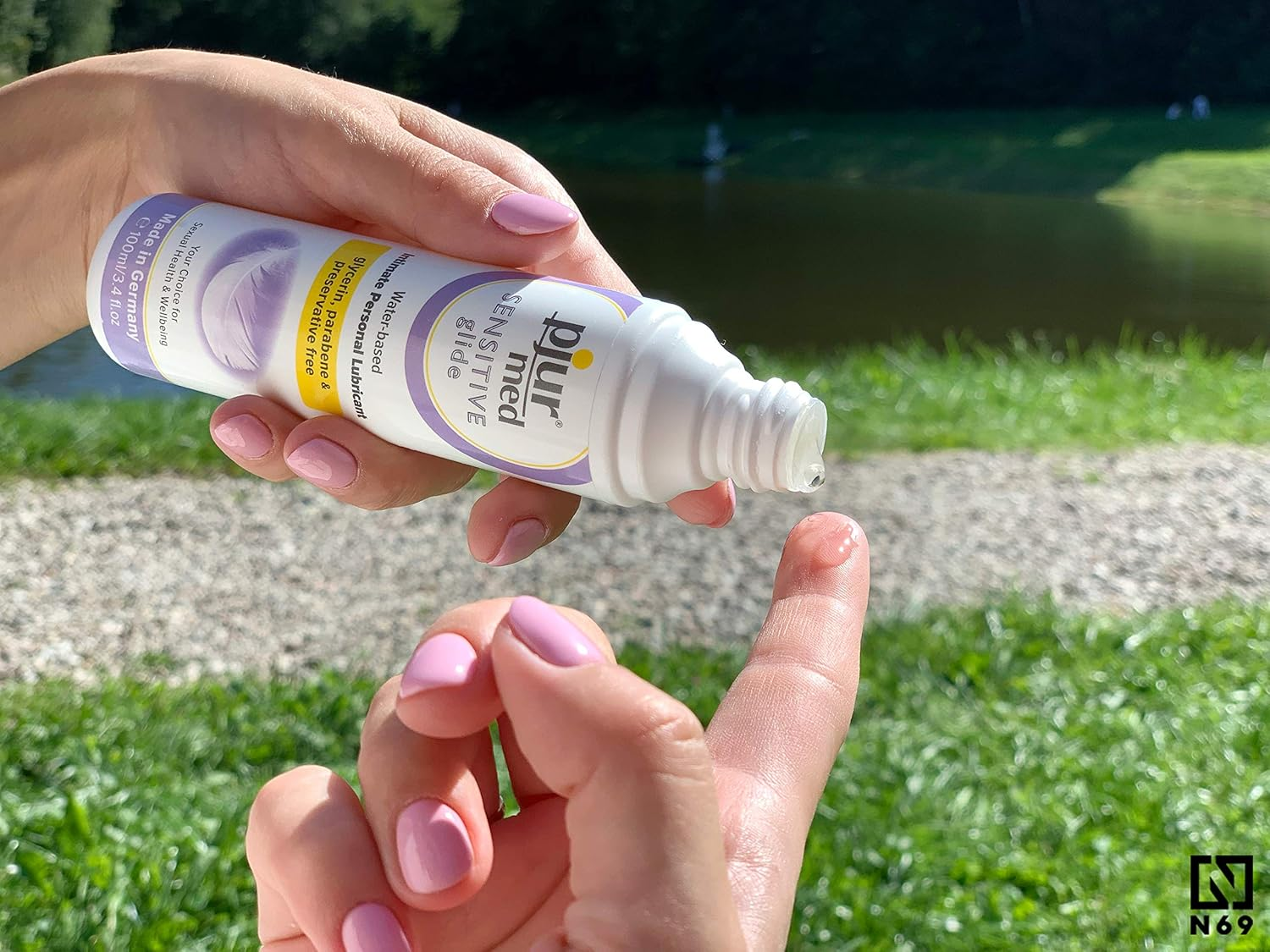 Pjur Med Sensitive Glide Lubricant, 100 Ml image number 2