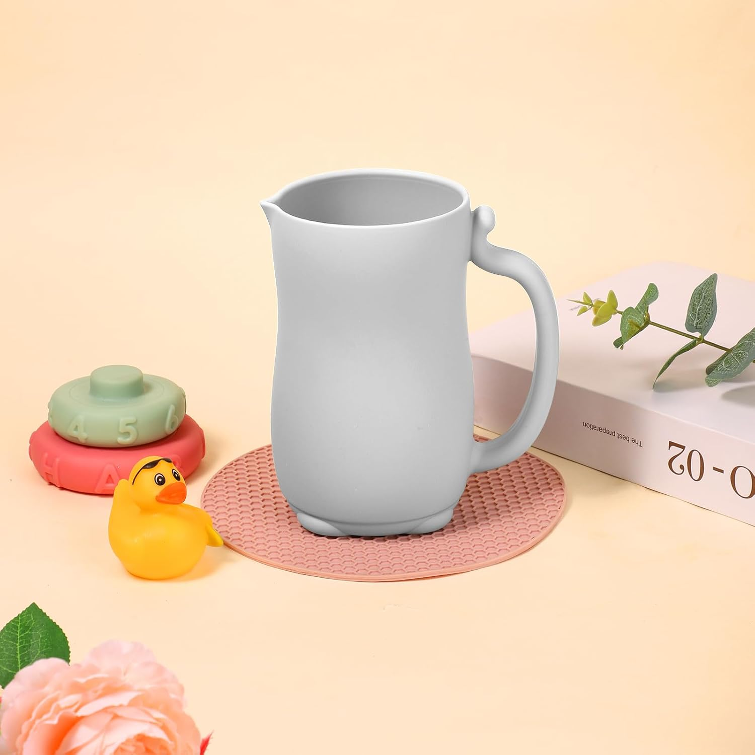 Baby Bath Rinse Cup, Silicone Rinse Shampoo Rinser Baby Hair Rinse Cup with Easy-To-Grip Handle to Rinse Soap & Shampoo for Baby Bath Essentials(Silver Gray) image number 5