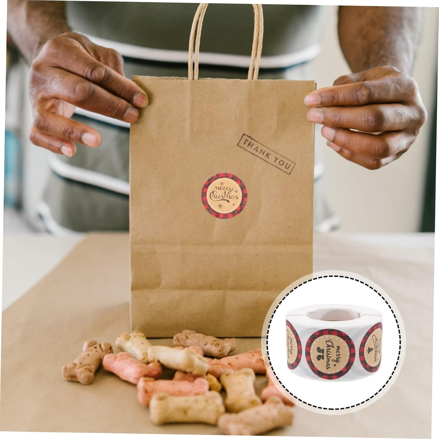 SEWACC Christmas Pattern Seal Label Sticker for Envelope Mouth Decorative Christmas Sealing Sticker for Bags and Wrapping Paper image number 1