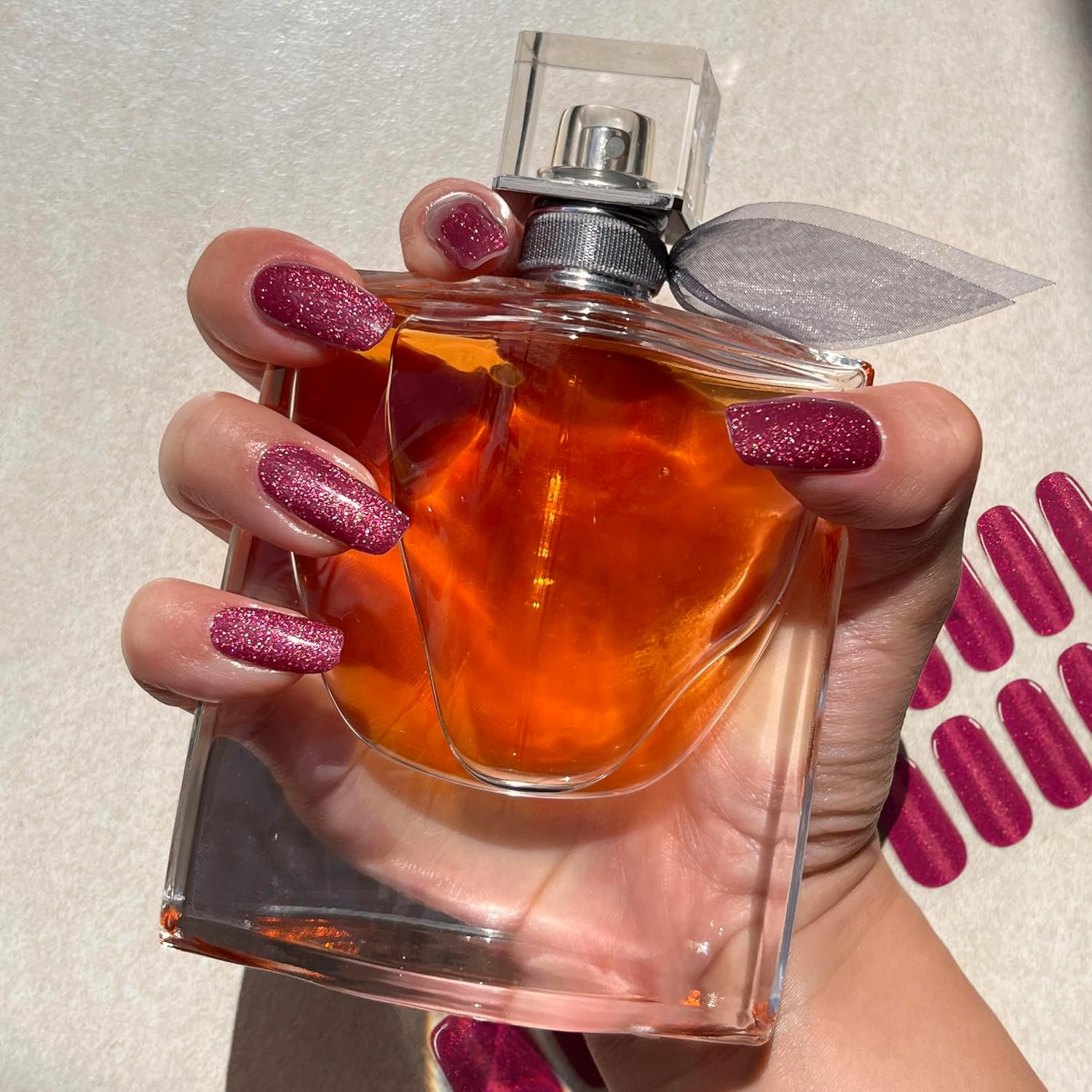 Wilana Gel Nail Stickers - Long-Lasting Semi-Cured Gel Nail Strips - Dark Pink Velvet Magnetic Glitter (Berry Luxe) image number 3