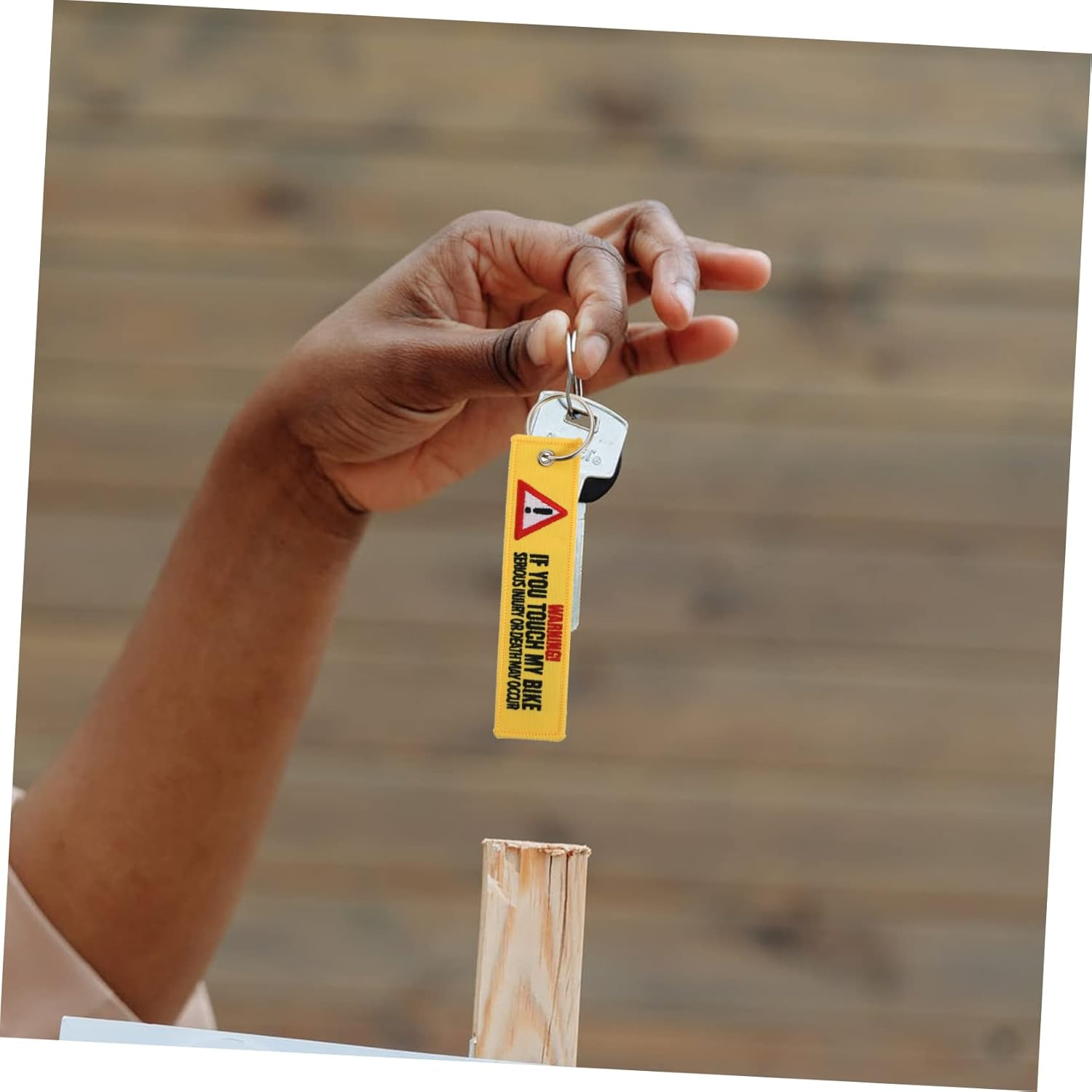 Operitacx 3Pcs Key Chain Detachable Key Tags Hazard Warning Bike Signs Personal Motorcycle Keychain Retractable Sports Bike Keychain Car Exercie Bikes Key Ring Pendant Name Charm Polyester