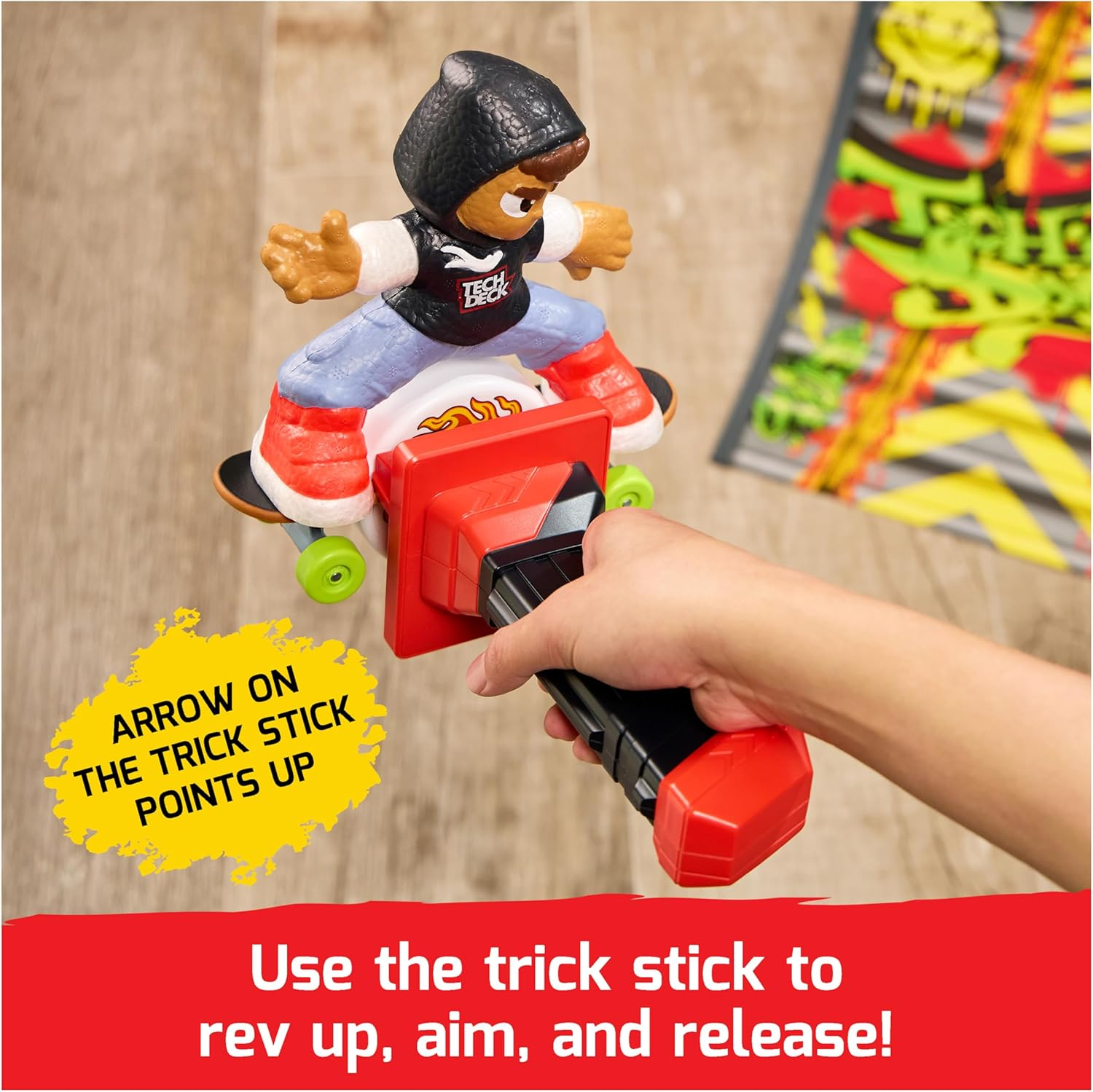 Tech Deck Shred N' Blast Sk8Board, Motorised Finger Skateboard Toy with Rider and Ramp for Fast Tricks and High Jumps, Kids Toys for Boys and Girls Ages 6 and Up image number 4