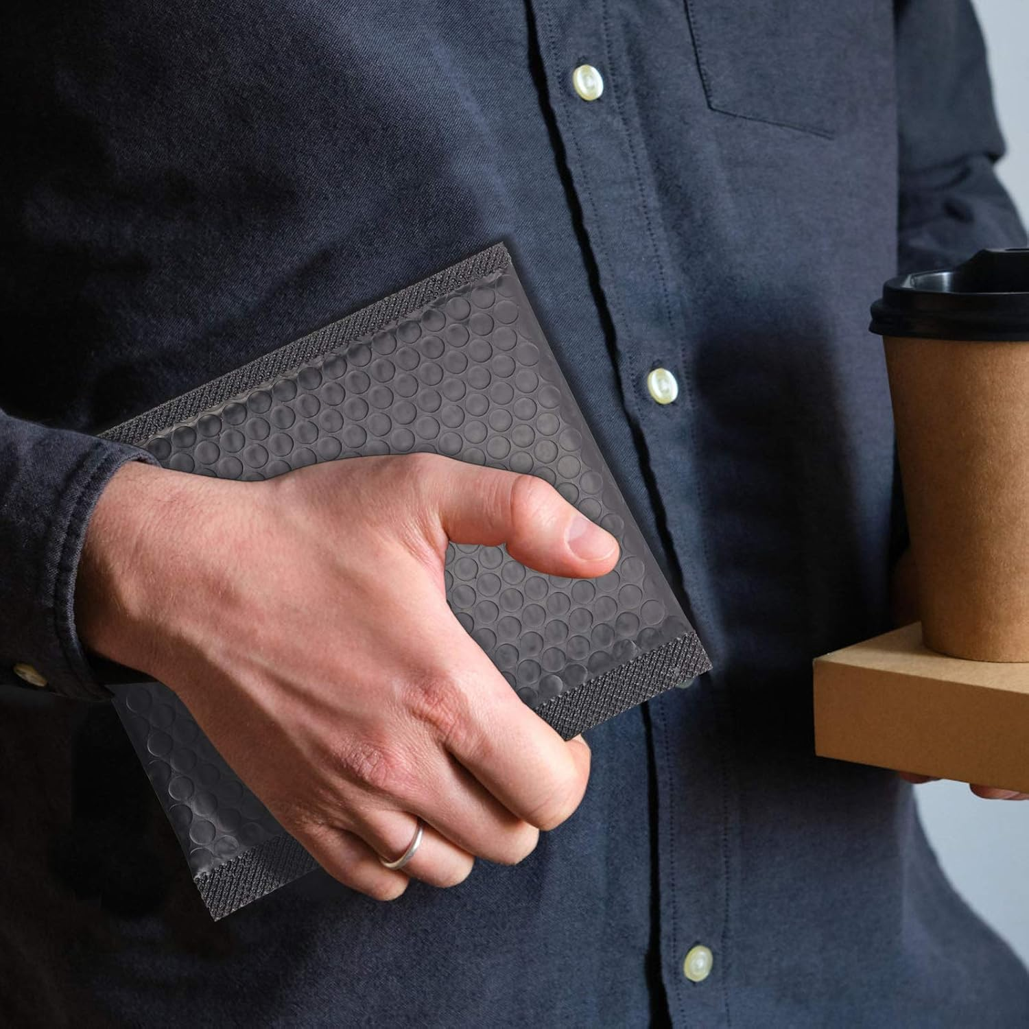 40 Pcs 7 X 5.2 Inch Bubble Envelopes Mailers Padded for Wraping/Shipping/Packaging Black image number 3