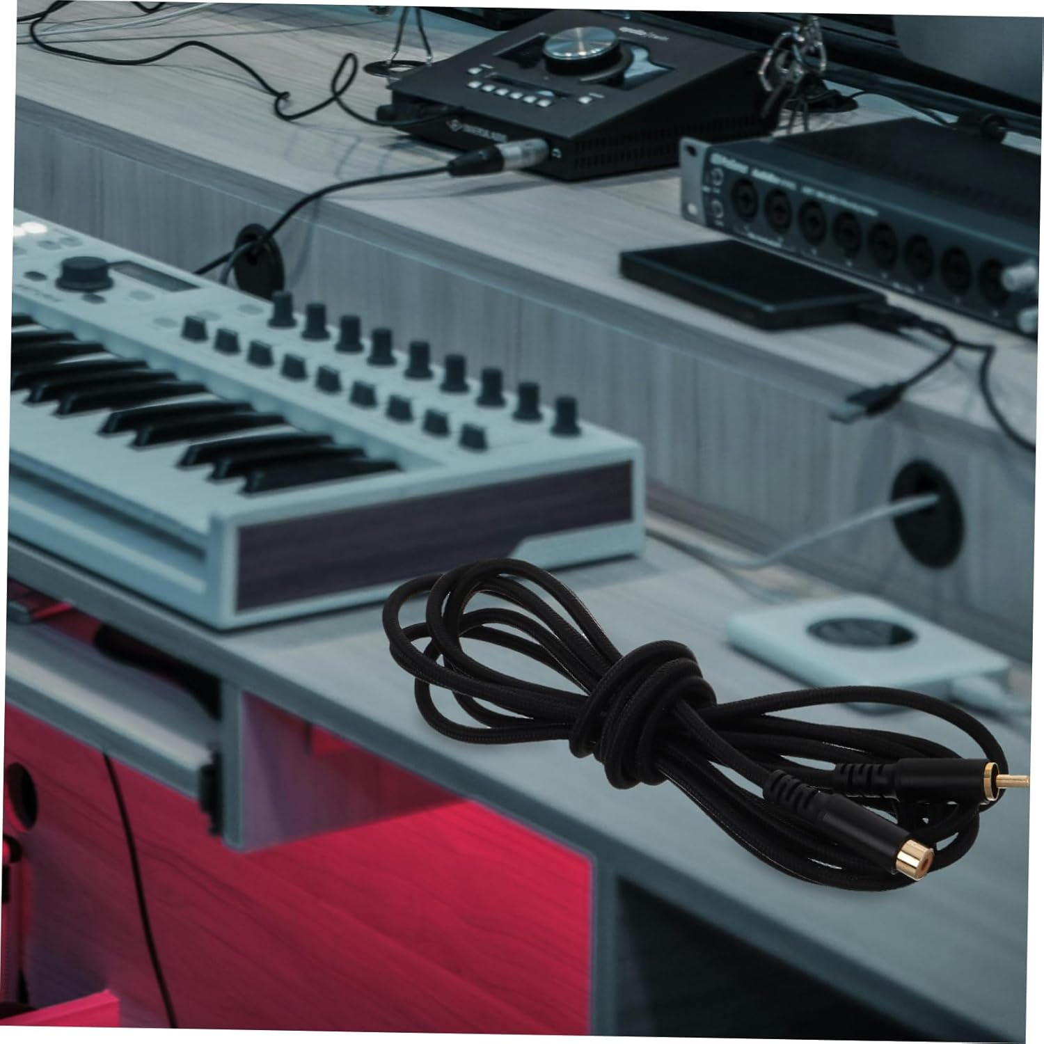 FONDOTIN Male to Female Stereo Audio Cable Connectors with Dual Shielding for Enhanced Signal Quality Extension Cord for Home Audio and Video Equipment