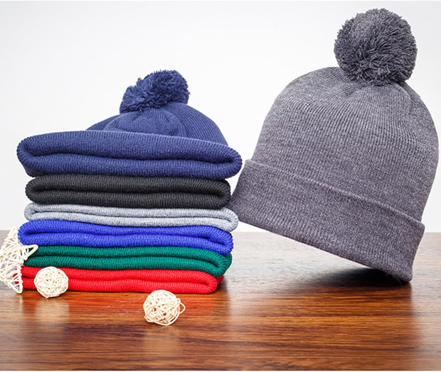 Unisex Thermal Snowstar Beanie,One Size,Bottle Green image number 1