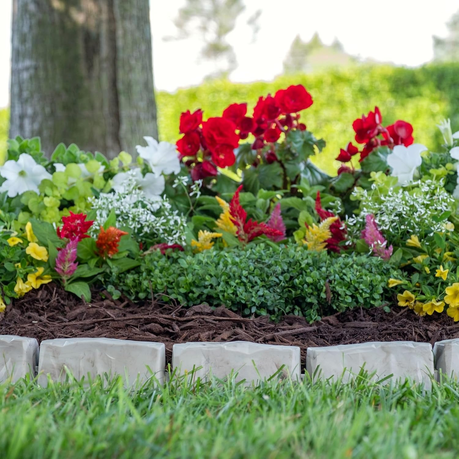 Easyflex No-Dig Landscape Edging with Anchoring Spikes, 2.7 In. Tall Decorative Stone-Look Garden Border, 60 Foot Kit, Brown image number 6