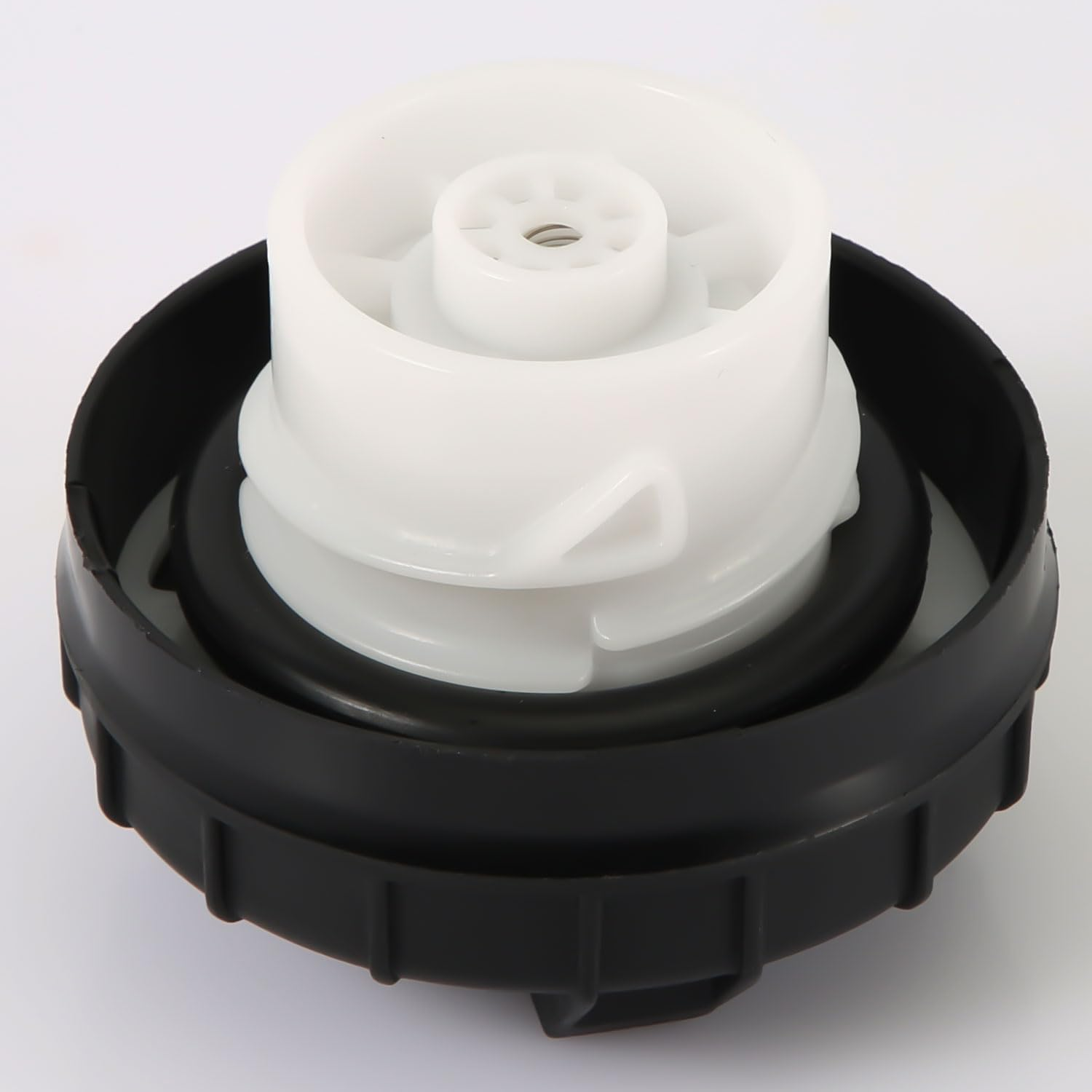 Fuel Tank Gas Cap, 2.76 Inch Plastic Diesel Cap Cover 10838 Fuel Tank Cap Seal for Nissan Frontier 2001-2011 Sentra 2000-2011 Altima Armada Xterra Maxima Pathfinder 370Z Quest Versa Titan Accessories image number 3