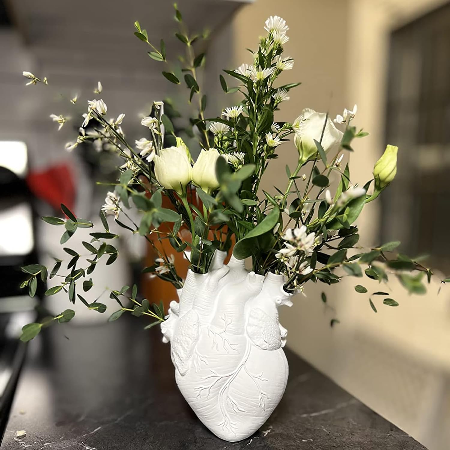 Resin Vase Planter, Decorative Heart Vase - Anatomical Heart Tabletop Decorative Craft, Farmhouse Living Room Bedroom Countertop (White,Small)
