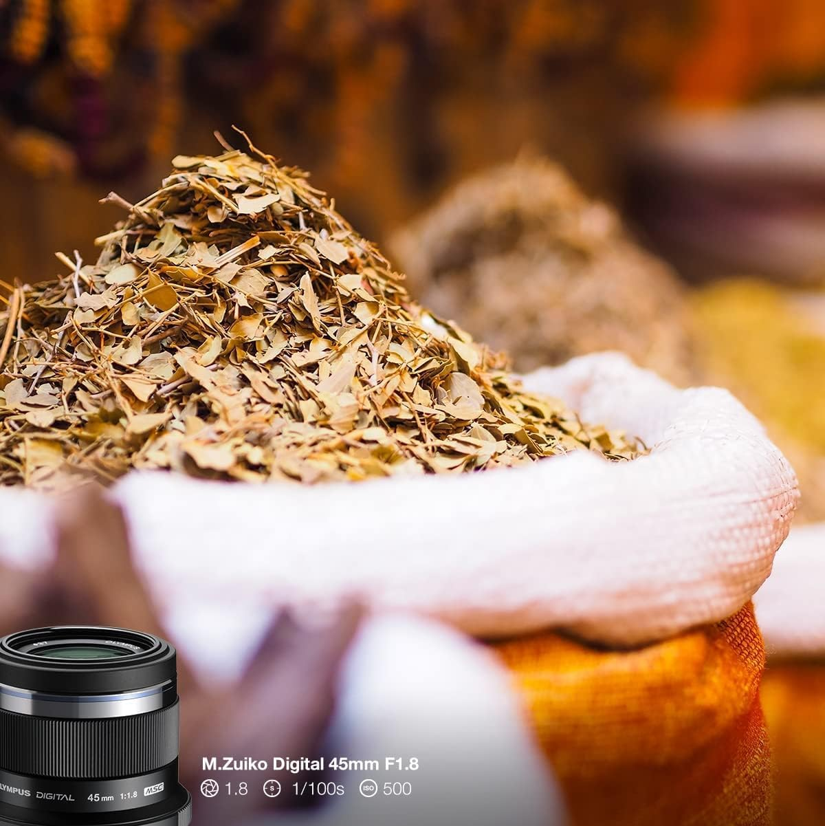 Olympus M. Zuiko Digital ED 45Mm F1.8 (Black) Lens for Olympus and Panasonic Micro 4/3 Cameras - (International Version) image number 3