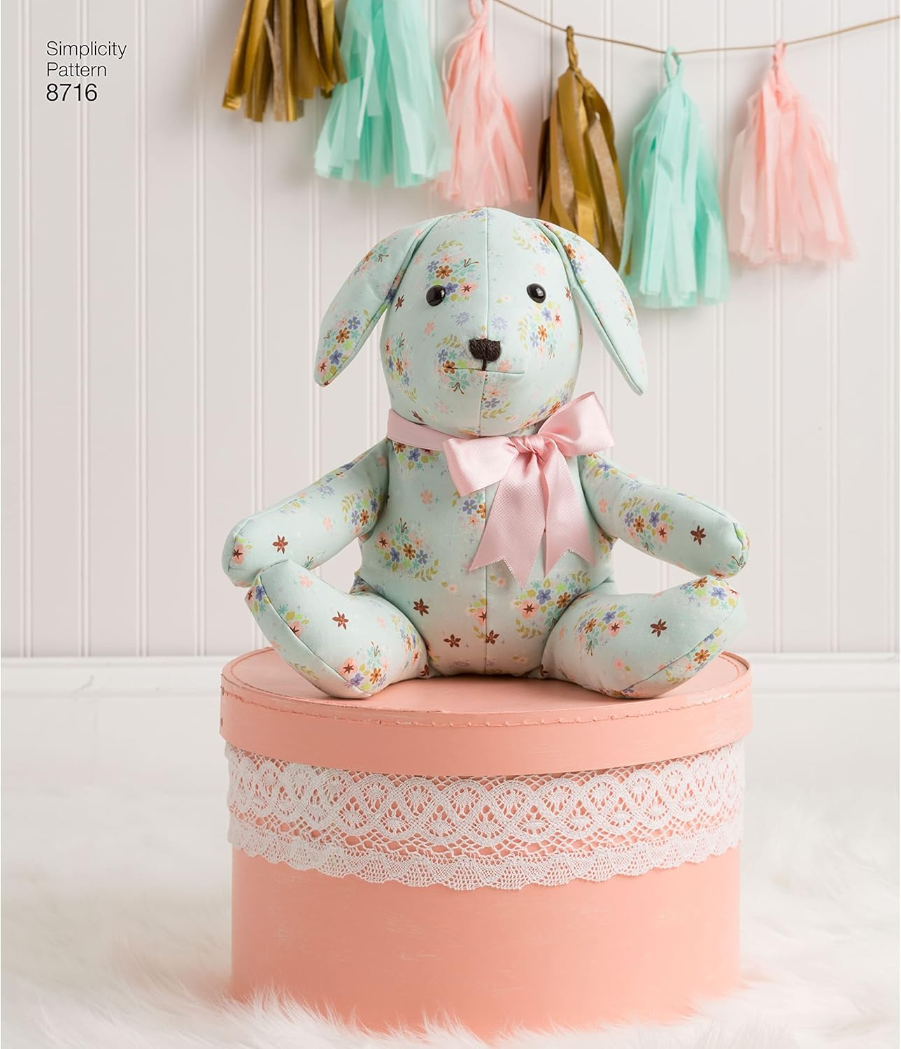 Simplicity S8716 Sewing Pattern Stuffed Animals, One Size image number 1