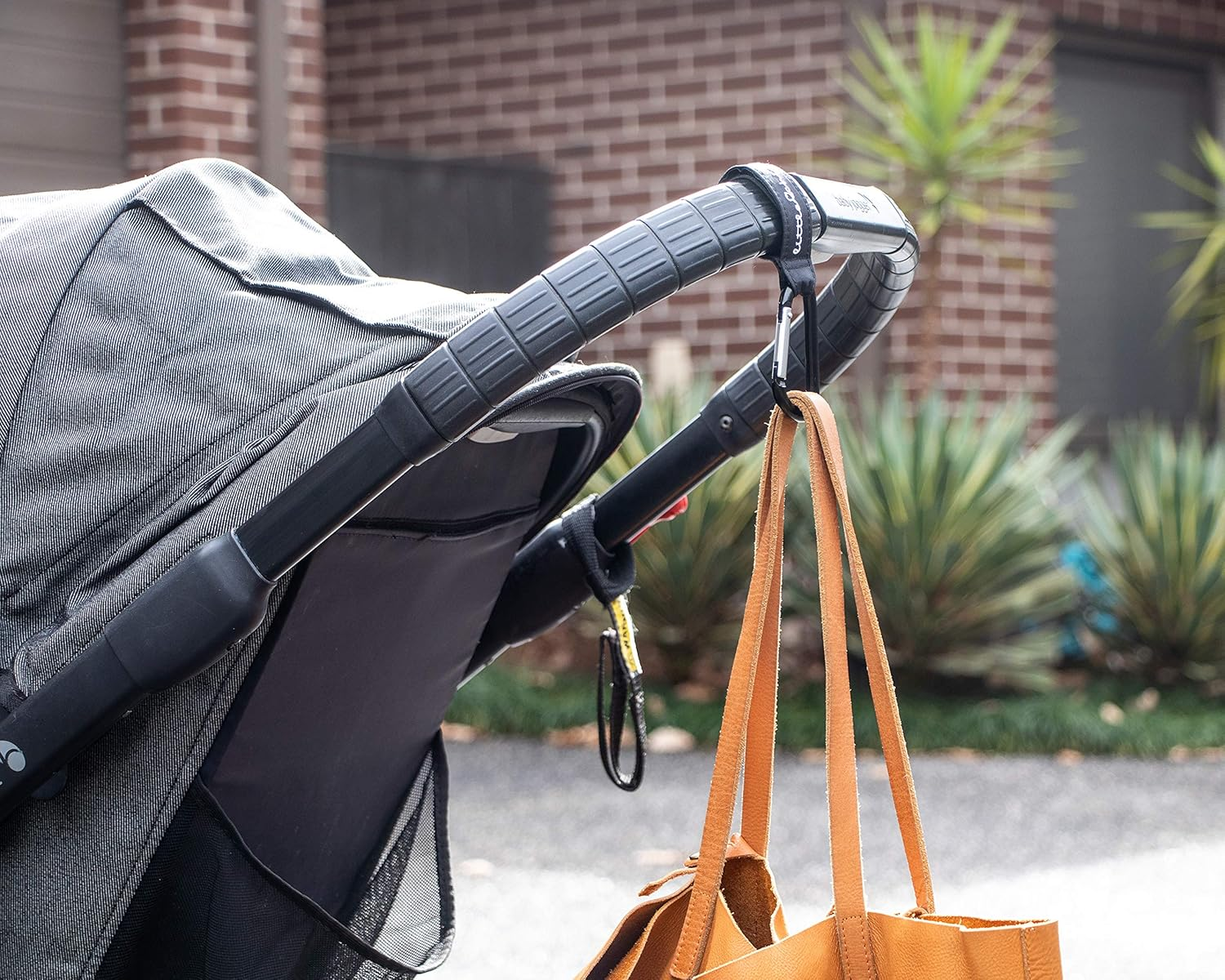 Little Chicks Stroller Hooks Clip Carabiner - Purse and Bag Hanger - 2 Pack - Model CK095 image number 4