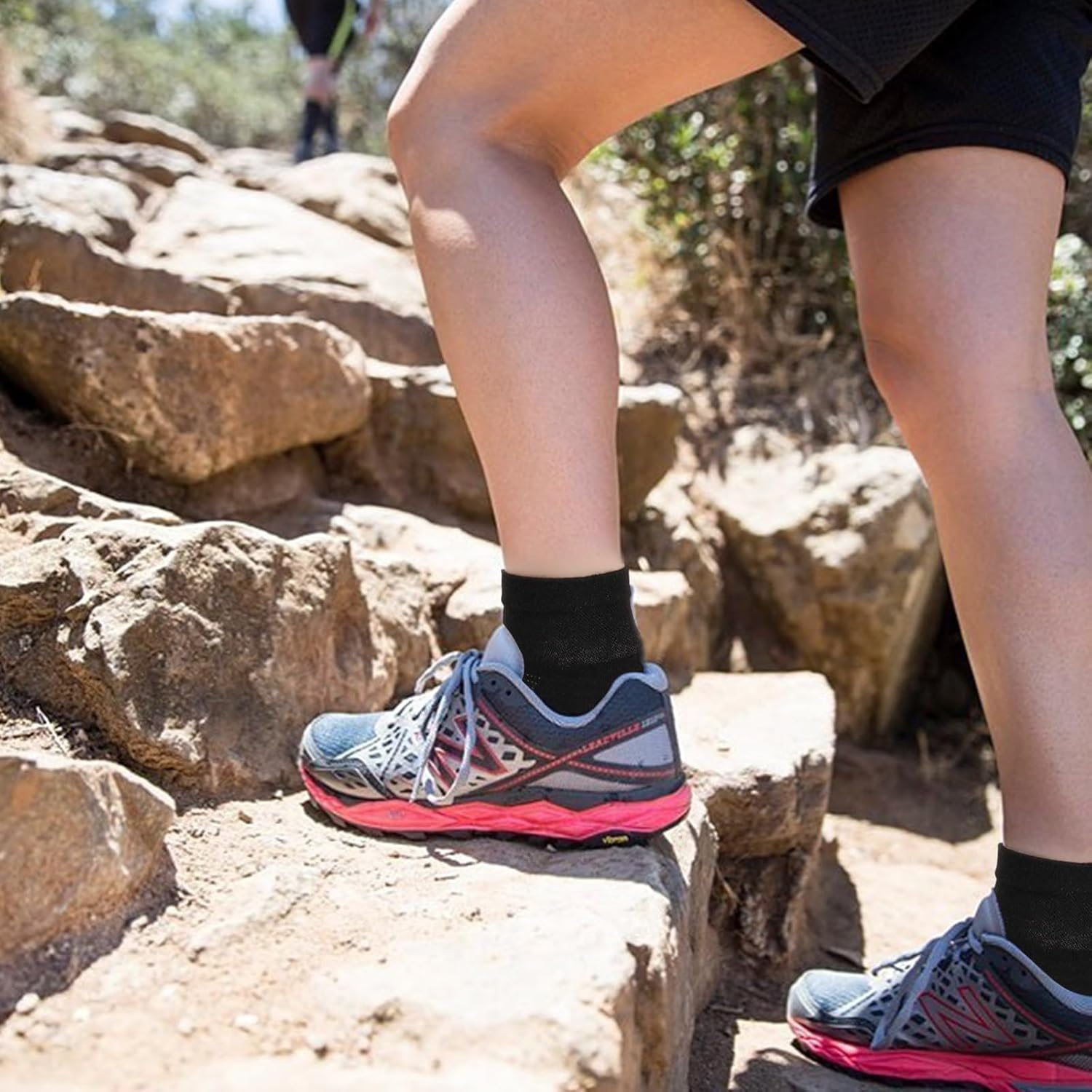 Viiotu 2 Pairs Middle Toe Socks for Women Men,Coolmax Five Finger Running Socks,High Performance Athletic Toe Socks No Show image number 2