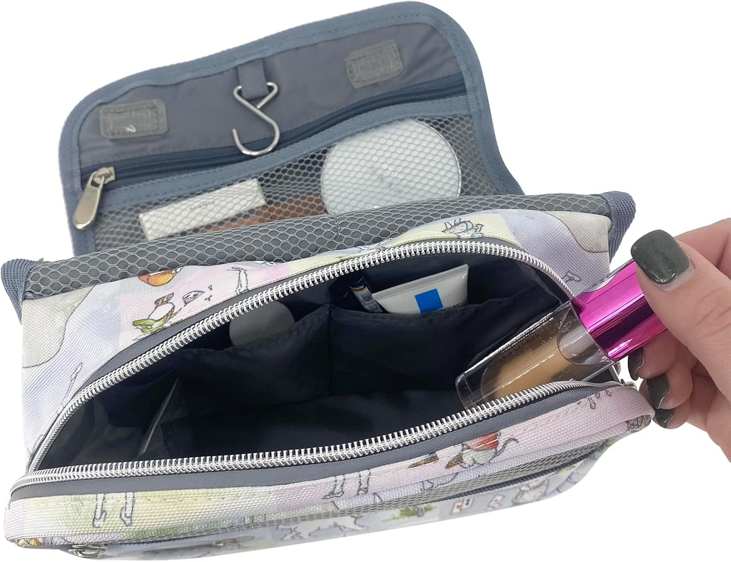 Young Spirit - Hanging Toiletry Bag for Women - Machine-Washable and Waterproof Travel Makeup Bag - Lightweight and Durable - Useful Gift Idea and Travel Accessories Organizer image number 6