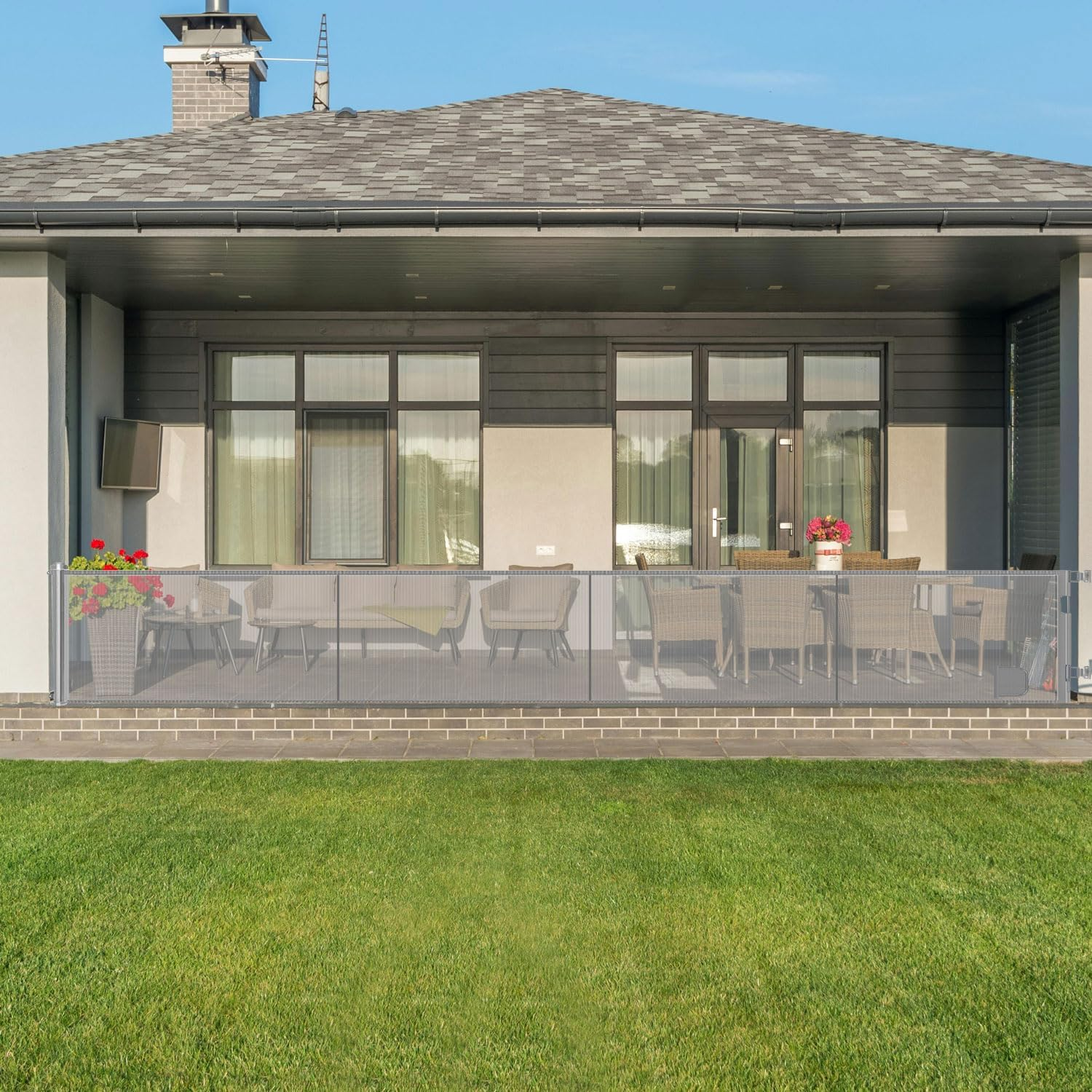 Universal Fit Retractable Baby Gate - Extra Wide Coverage up to 177" - Easy Install Durable Mesh Material for Dogs Indoor with Door (Grey, 86CM X 450CM) image number 5