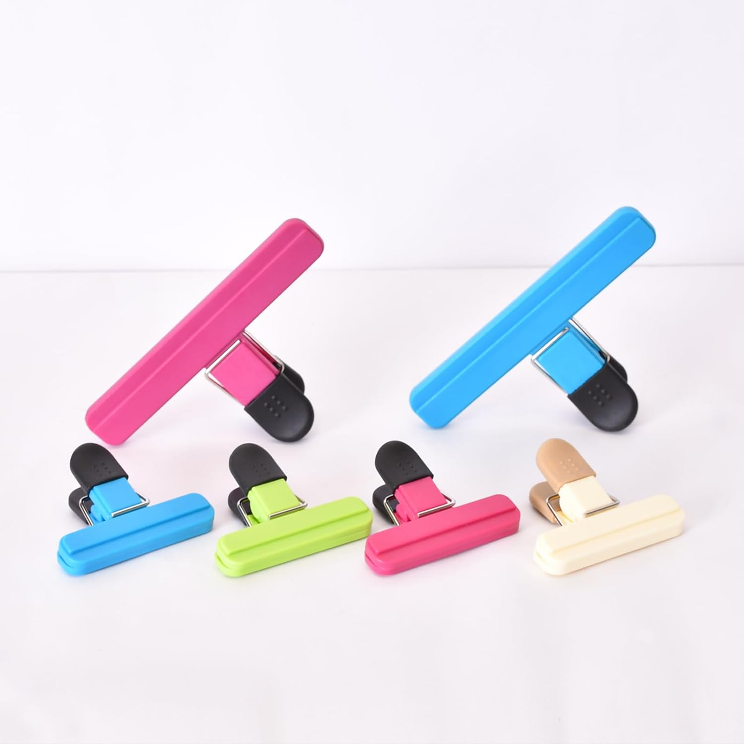 Zhtulck Bag Clips for Food Storage, 2 Sizes - 12 Pcs Food Bag Clips for Food Storage, Reusable Food Clips, Food Clips Bag Sealing Clips for Snacks Coffee Home Kitchen, 4 Color image number 6