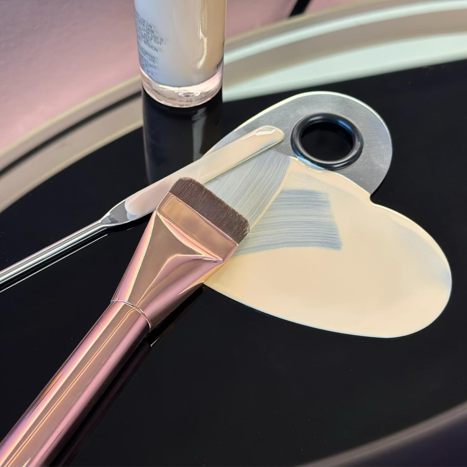 Makeup Brush Set - Flat Foundation Brush, Blender Sponge, Face Spatula, Puff & Heart-Shaped Mixing Palette with Leather Case &ndash; Complete Face Makeup Tool Kit for Blending, Foundation & Application image number 2