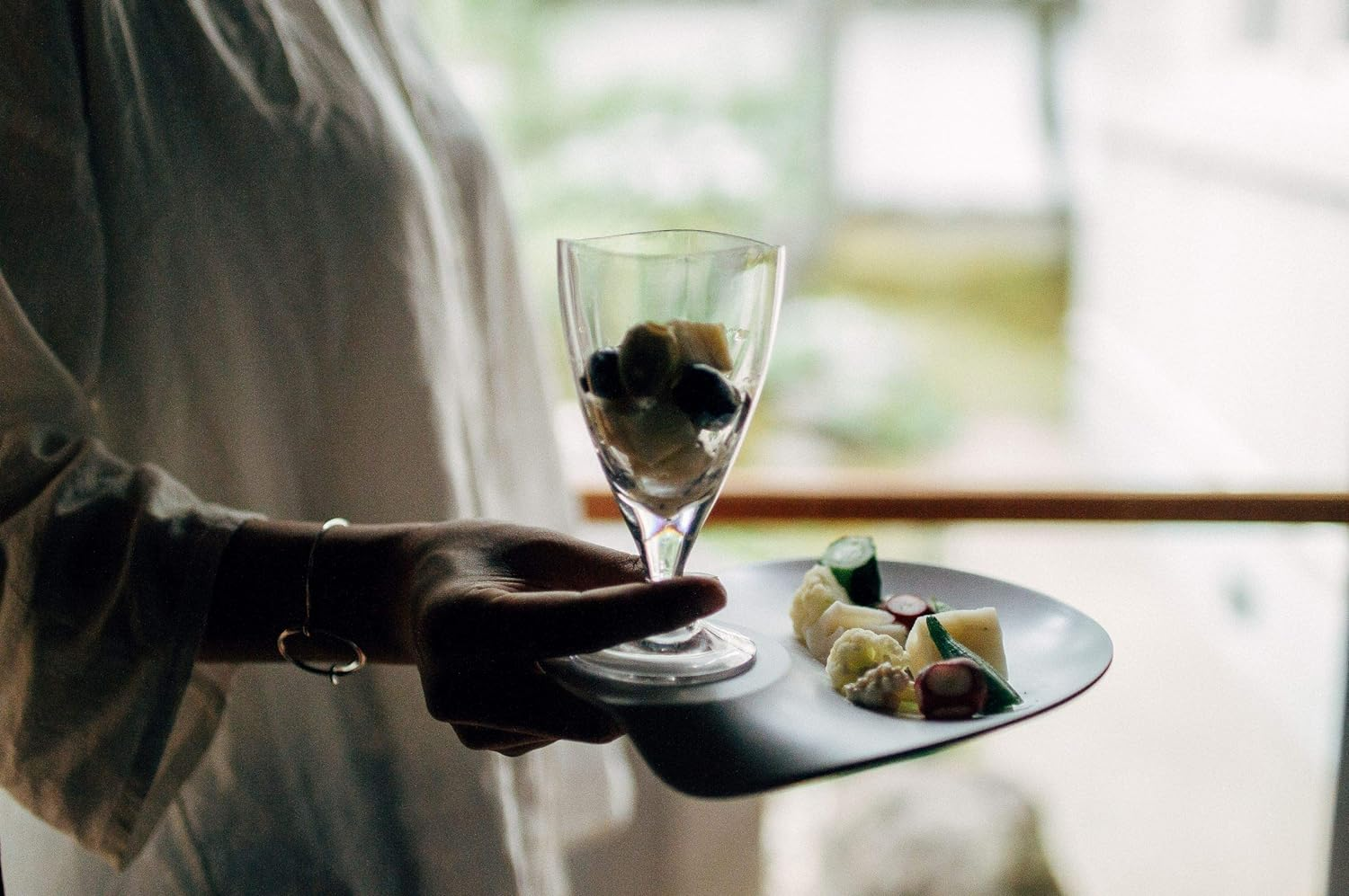 Plakira Small Plate, Black, 7.5 X 7.5 X 1.0 Inches (190 X 190 X 26 Mm), Made of Melamine Resin, Dishwasher Safe, for Standing Parties, Outdoor Activities