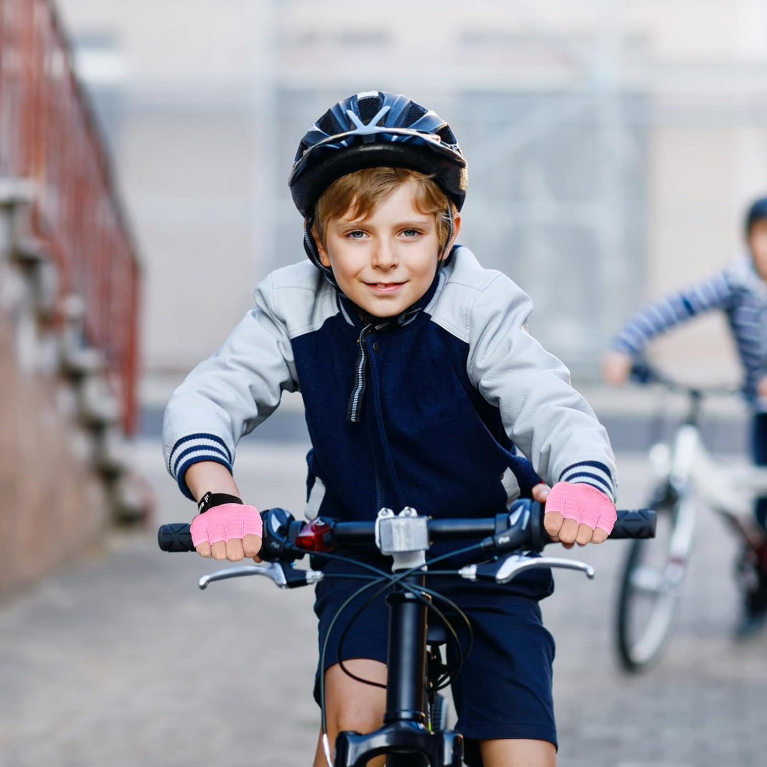 Kids Half Finger Cycling Gloves Mittens Breathable Non-Slip Sports Half Finger Gloves for Children, Shockproof Sports Training Fingerless Gloves for MTB Riding, Gymnastics, Scooters, Skateboard image number 3