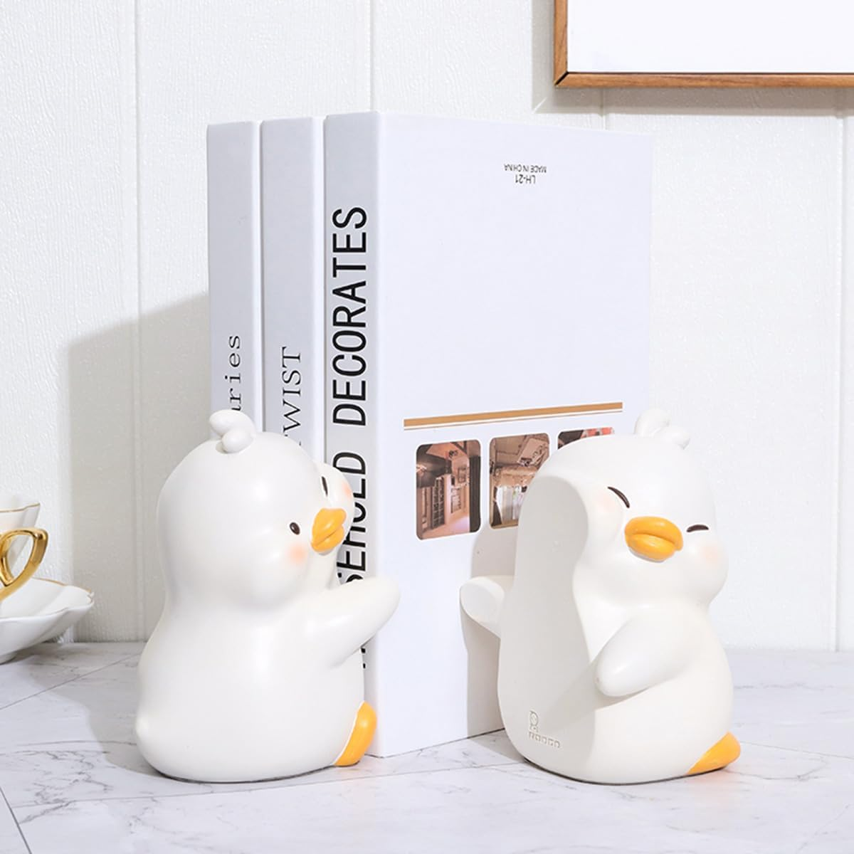 Cute Hug Ducks Decorative Bookends, Unique Book Ends to Hold Books Creative Resin Book Holder Stopper for Home Office Desk Bookshelf Decoration - Penguin image number 7