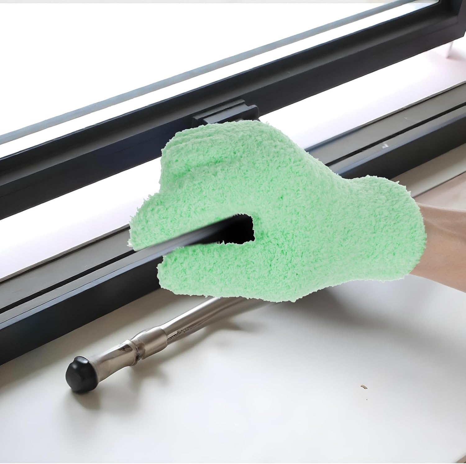 Ymapinc - Plant Dusting Gloves, Microfiber Dusters for Cleaning, Kitchen Green Gloves, Reusable Gloves for Home, Computer, Window, Blind, Washing image number 3