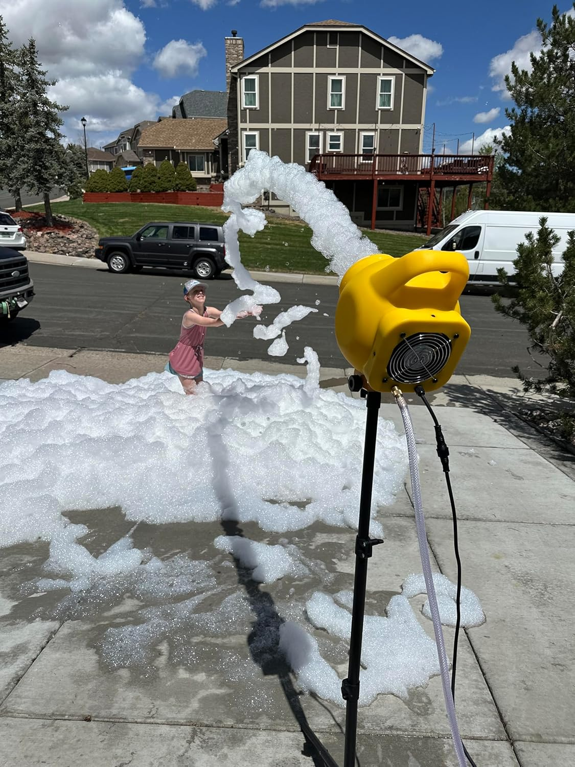 Foam Powder Pack of 5, Makes up to 600 Gallons of Foam Party Fun for Foam Machines by Dr. Party