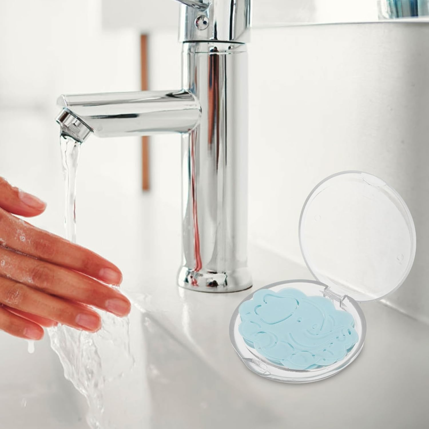 Abaodam 50Pcs Soap Sheets of Portable Hand Cleaning Soap Sheets for Travel Camping Hiking Petal image number 3