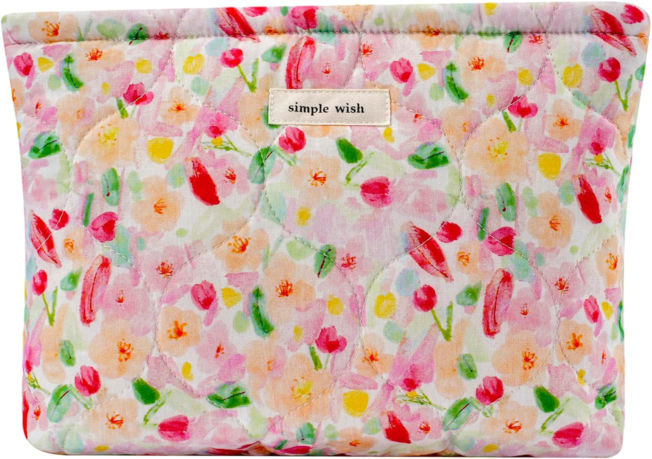 Uekeboag Quilted Floral Cotton Makeup Pouch,Coquette Quilted Cosmetic Bag for Women and Girls, Aesthetic Organizer Bag, Flower Cute Travel Toiletry Bags, Patchwork Pink, Vintage Chic