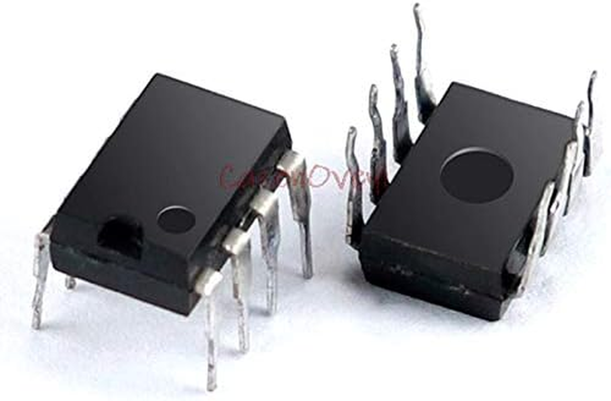10Pcs/Lot LMC555CN LMC555 DIP-8