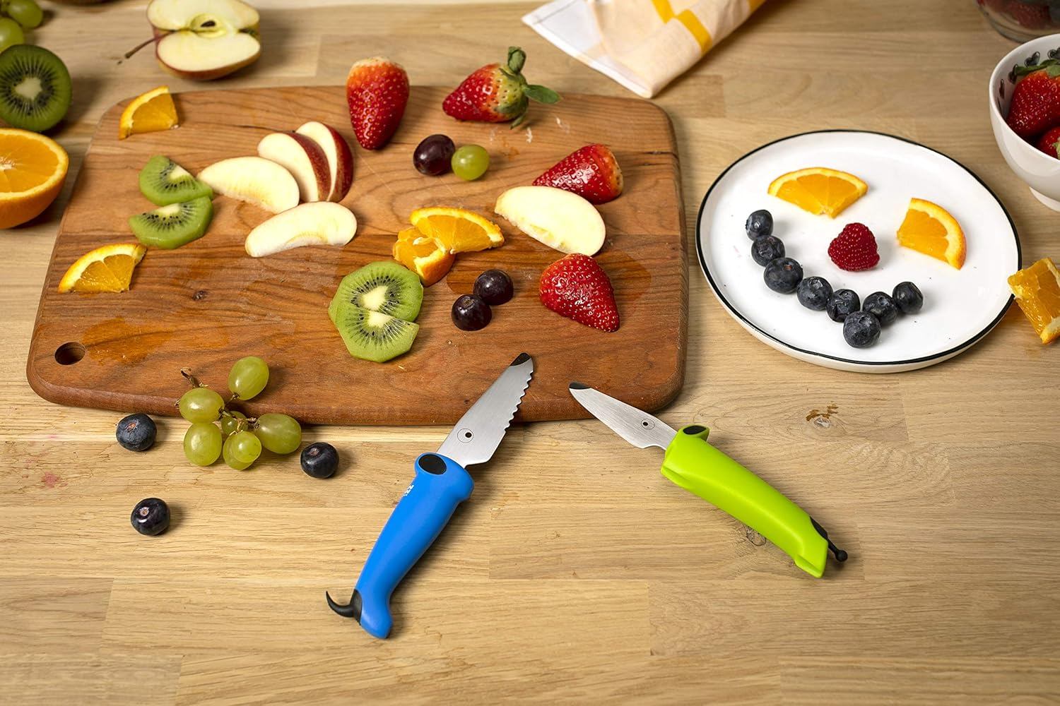 Kuhn Rikon 3 Pc Kinderkitchen Set for Children. Child Safe Knives Utensil Set. Childrens Knives. Safety Knives for Children. Kids Knives for Cooking &ndash; 3 Year Kuhn Rikon Kitchen Accessories Guarantee image number 3