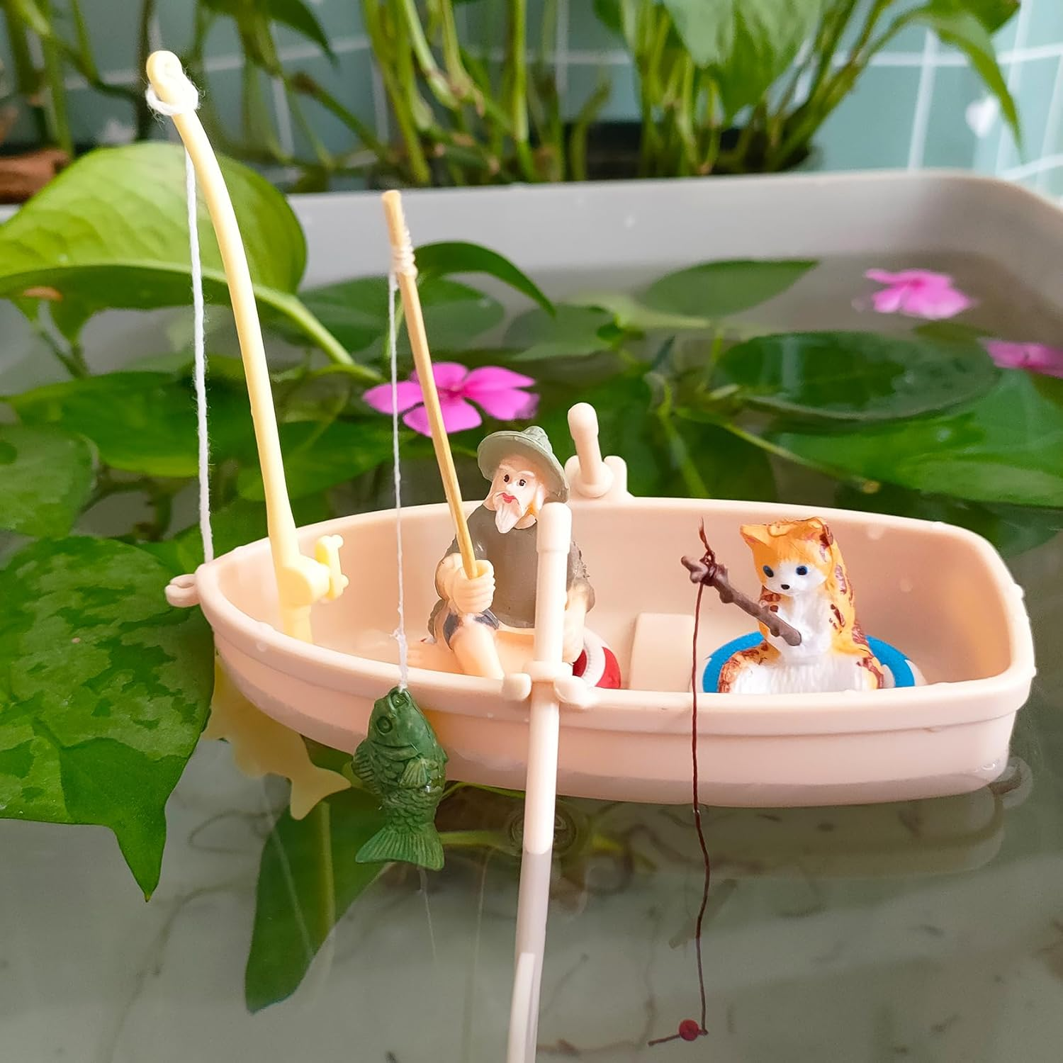 Simulation Boat Floating Fish Tank Decorations Cute Kitten and Fisherman Floating Aquarium Decoration Fish Tank Decorative (Yellow, 2)