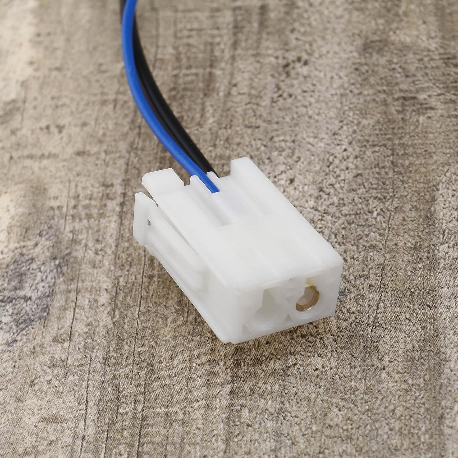 VGOL Radio Antenna Adapter Female Plug Stereo Radio Antenna Adapter Wire Harness Replacement Compatible with Toyota 4 Runner 2010-2016 Avalon 2013-2016 image number 6