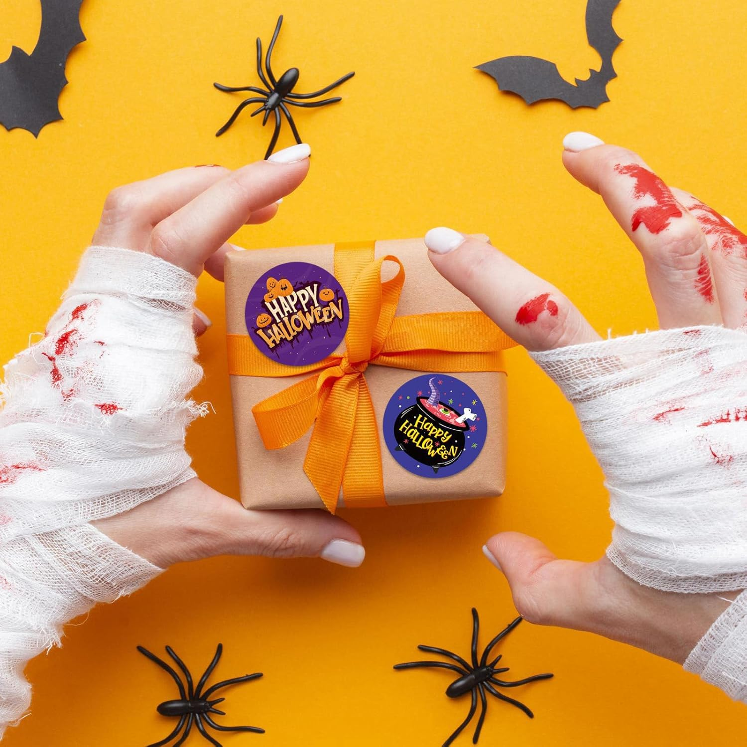 Halloween Sticker Bulk, 288 round Stickers (3.8Cm), Happy Halloween Stickers, Small Halloween Stickers, Suitable for Halloween Decorations, Crafts, Parties, and Gift Bags. image number 1