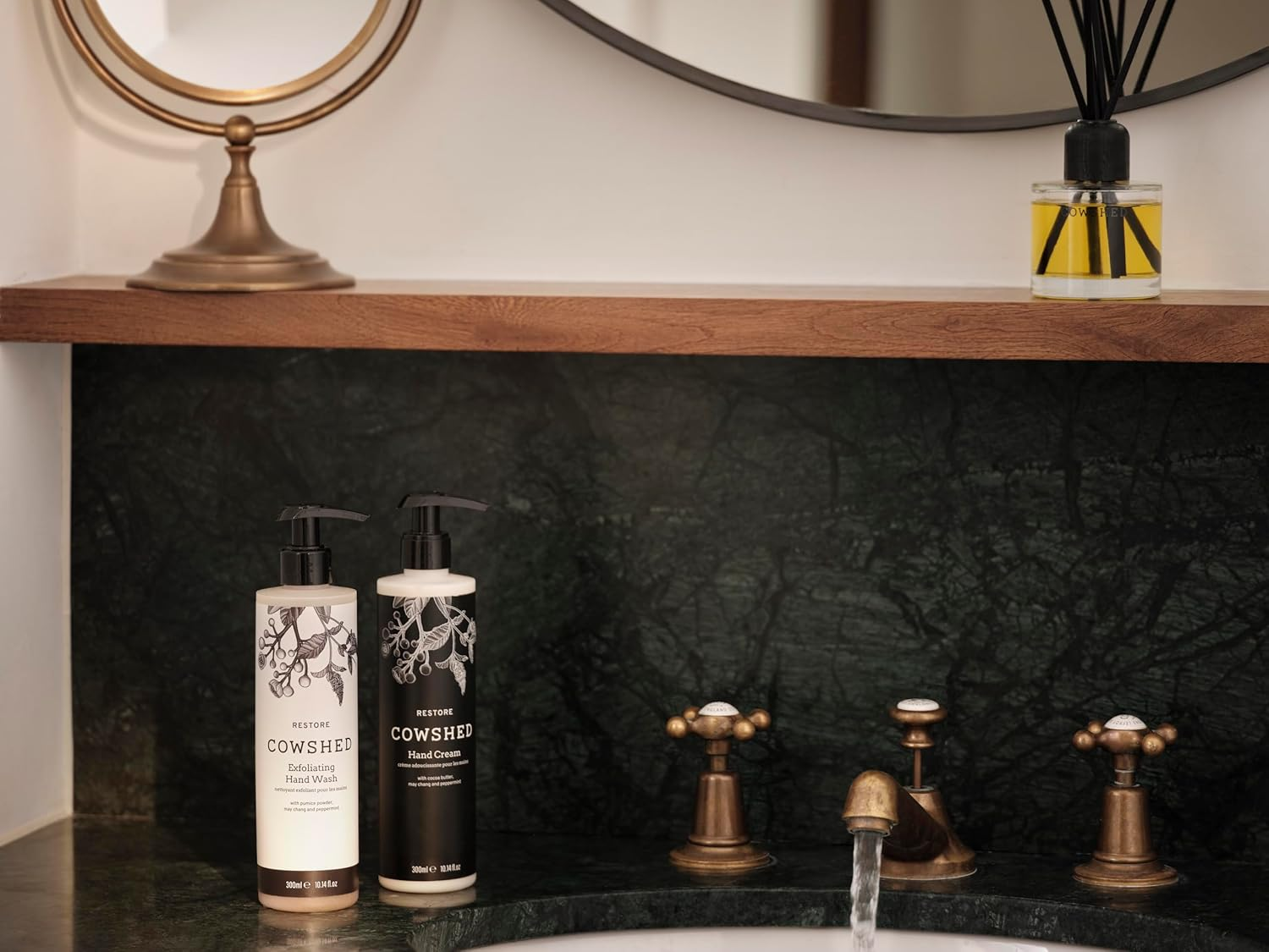 Cowshed Restore Exfoliating Hand Wash for Women 10.14 Oz Hand Wash image number 4