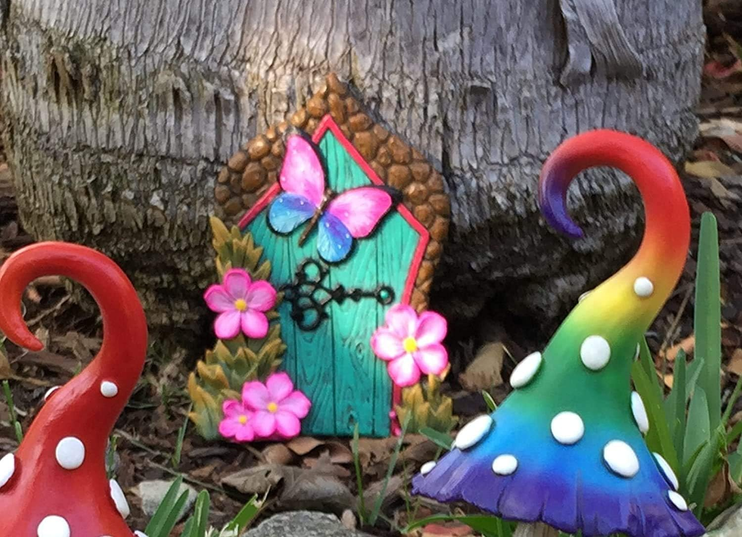 Glitzglam Miniature Butterfly Fairy Door for the Enchanted Garden Fairies and Gnomes. a Fairy and Lawn Gnome Garden Accessory image number 5