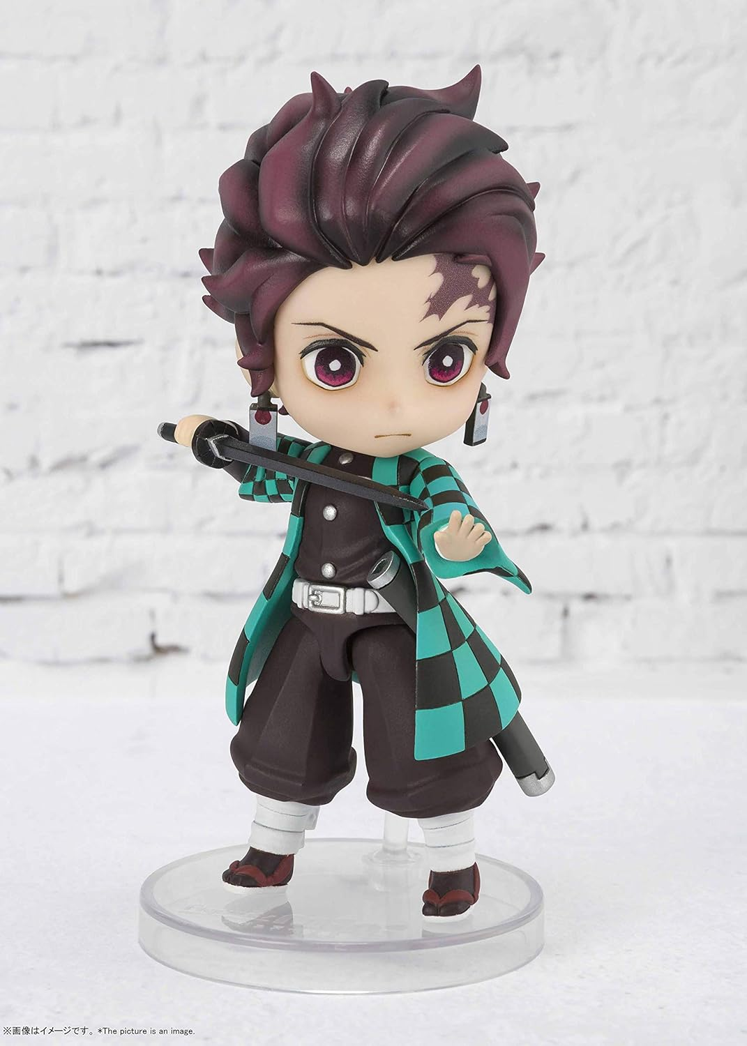 Tamashii Nations Figuarts Mini Demon Slayer: Kimetsu No Yaiba - Tanjiro Kamado image number 3