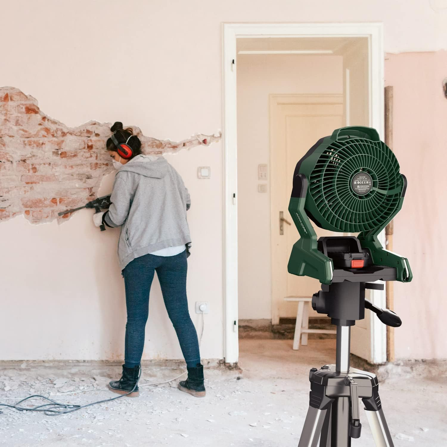 Bosch 18V Cordless Portable Fan without Battery, Variable Speed, Powerful, Adjustable Head, Quiet, for DIY, Camping and More, Air Flow Volume: 1,000 M&sup3;/H (Universalfan 18V-1000). Made in Europe image number 5