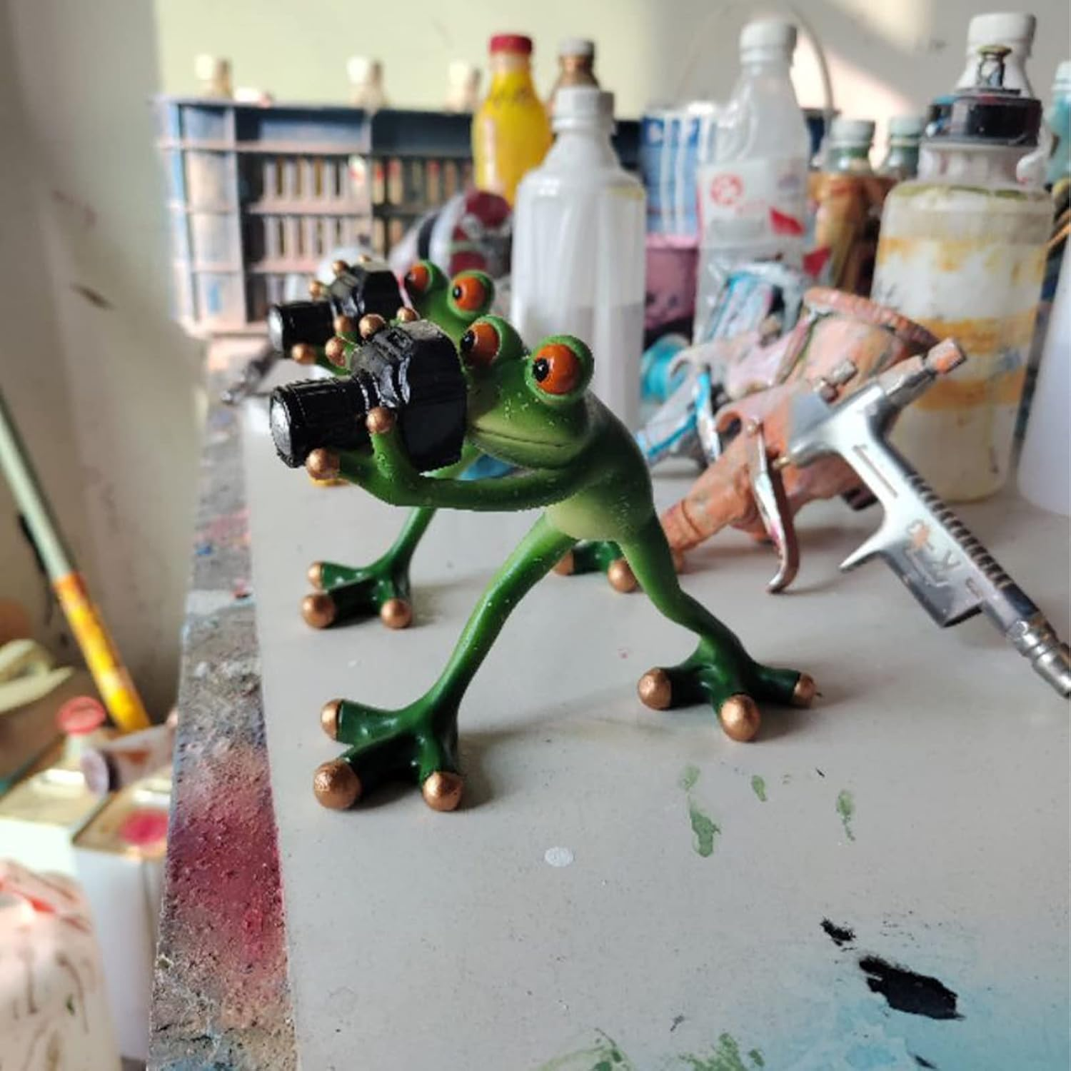 Outdoor Decor Garden Frog Gifts, Paparazzi Camera Decor, Resin Crafts for Shelves Table Desk, Statues for Garden image number 4