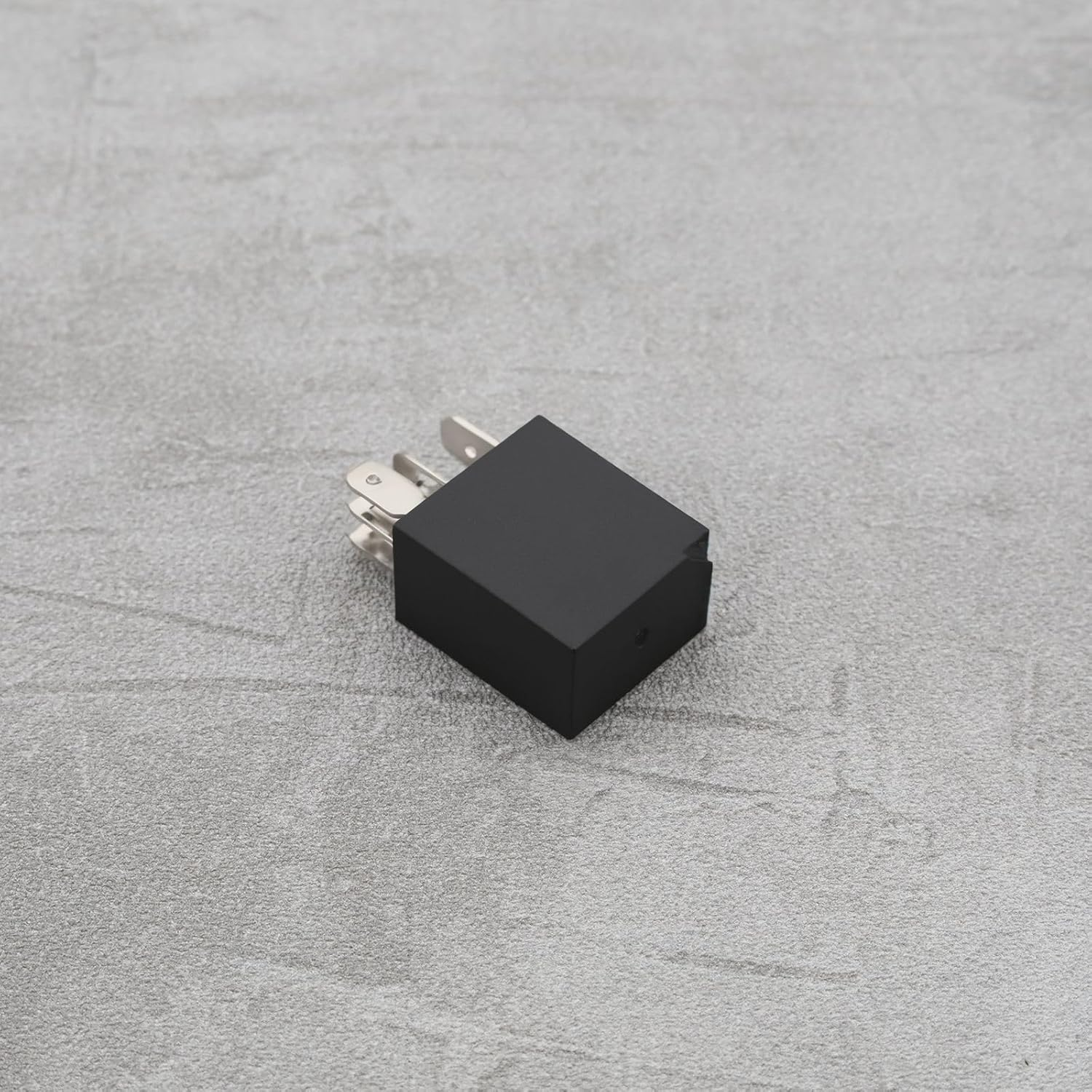 Be in Your Mind 2Pcs 5Pin 12V 30/10A Car Micro Relay Replacement Part 0332201107 Compatible with Audi 80 (1972-1990) Compatible with Audi 90 (1984-1990) image number 2