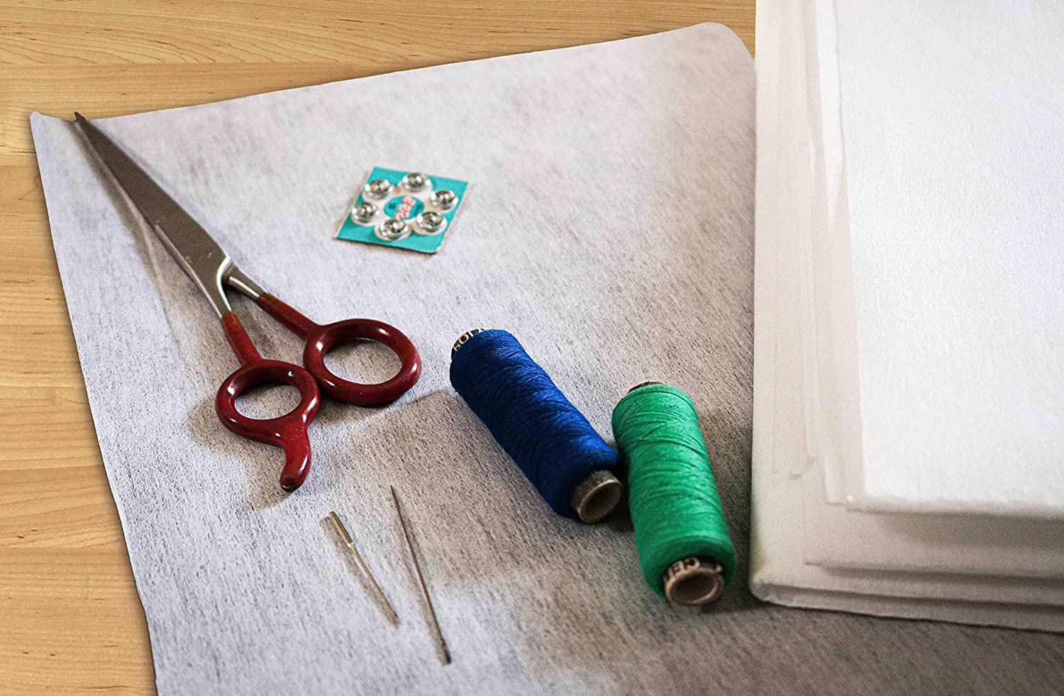 MAROBEE Medium Weight Iron on Fusible Interfacing for Arts Crafts and Sewing Projects, (40 Inch X 3 Yard) White Non-Woven image number 5