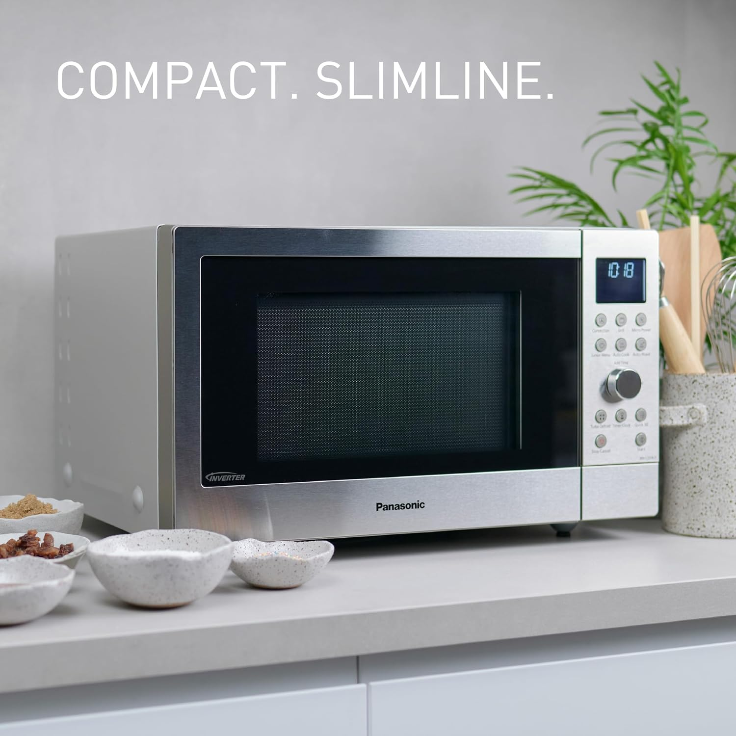 Panasonic 27L 1000W 3-In-1 Convection Microwave Oven, Stainless Steel (NN-CD58JSQPQ) image number 3