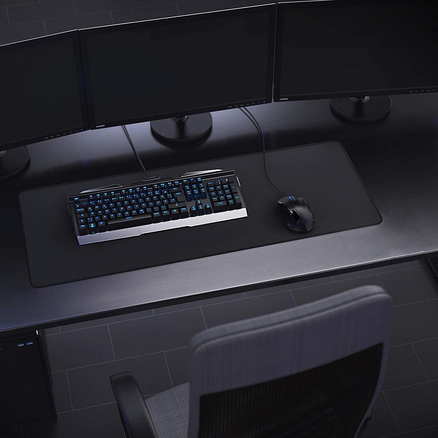 Amazer-T Extended Gaming Mouse Pad with Stitched Edges, Large Mousepad with Premium-Textured Cloth, Non-Slip Rubber Base, Waterproof Keyboard Pad, Black, 80X30Cm (31.5X11.8In) image number 3