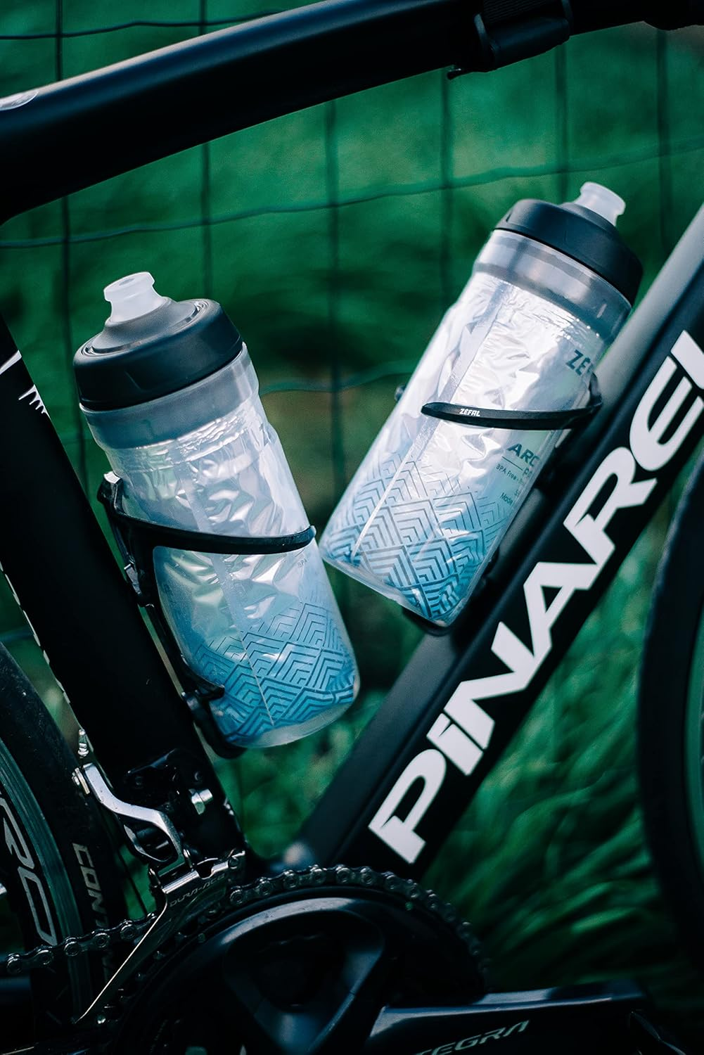 Zefal 1667 Insulated Drink Bottle, ARCTICA PRO 55, Silver/Blue, 19.7 Fl Oz (550 Ml) image number 2