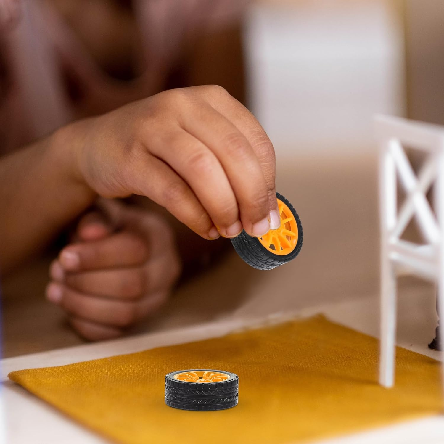 Vaguelly RC Cars Wheels 20Pcs Black Yellow Toys Wheel 30Mm Shaft Plastic Model Wheels round Rod Axles for DIY Model Toy RC Car Truck Building Projects image number 6