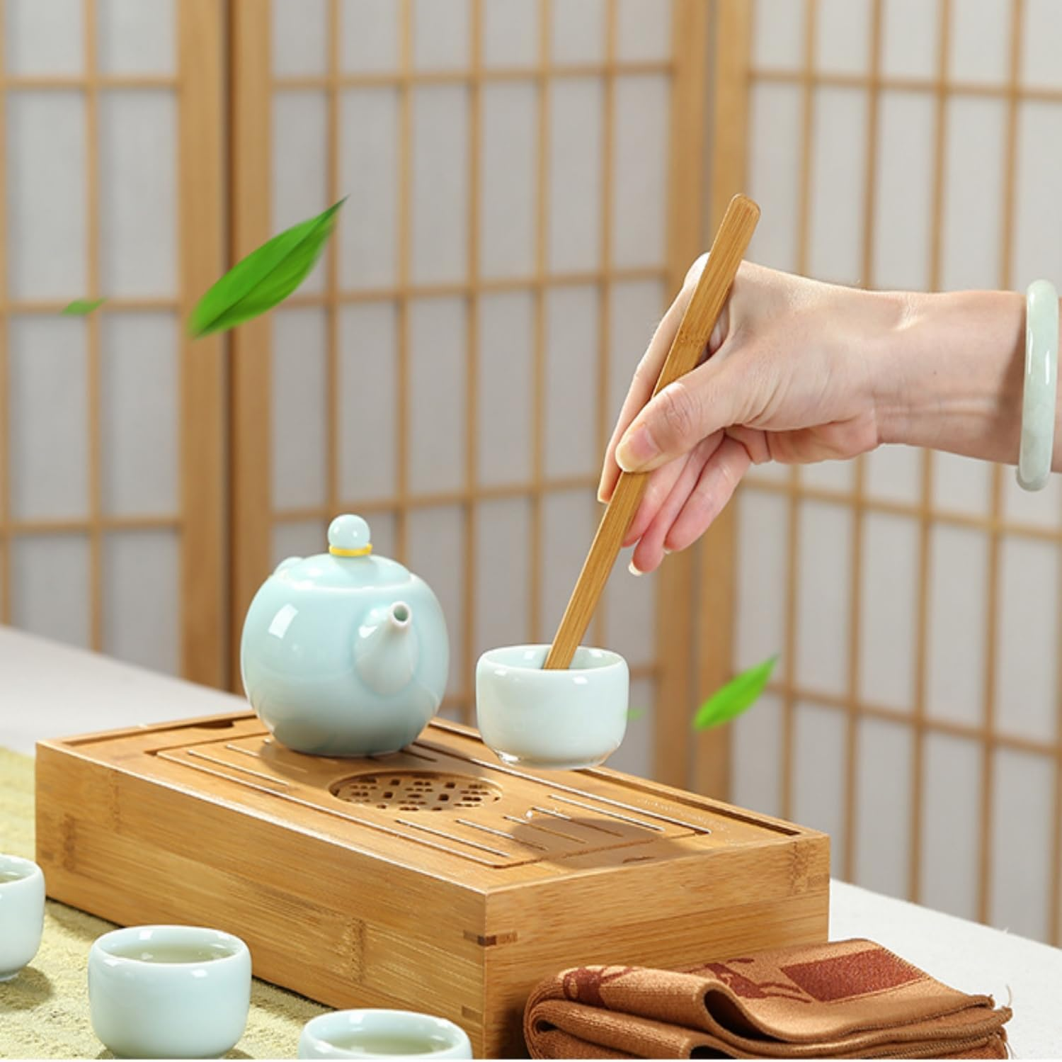 4 Pieces Natural Bamboo Toast Tongs, Reusable Eco-Friendly Toast Tongs with Anti-Slip Design,For Toaster,Fruits, Bread & Pickles, Kitchen Utensil, Salad, Pasta, Grilling, BBQ image number 1