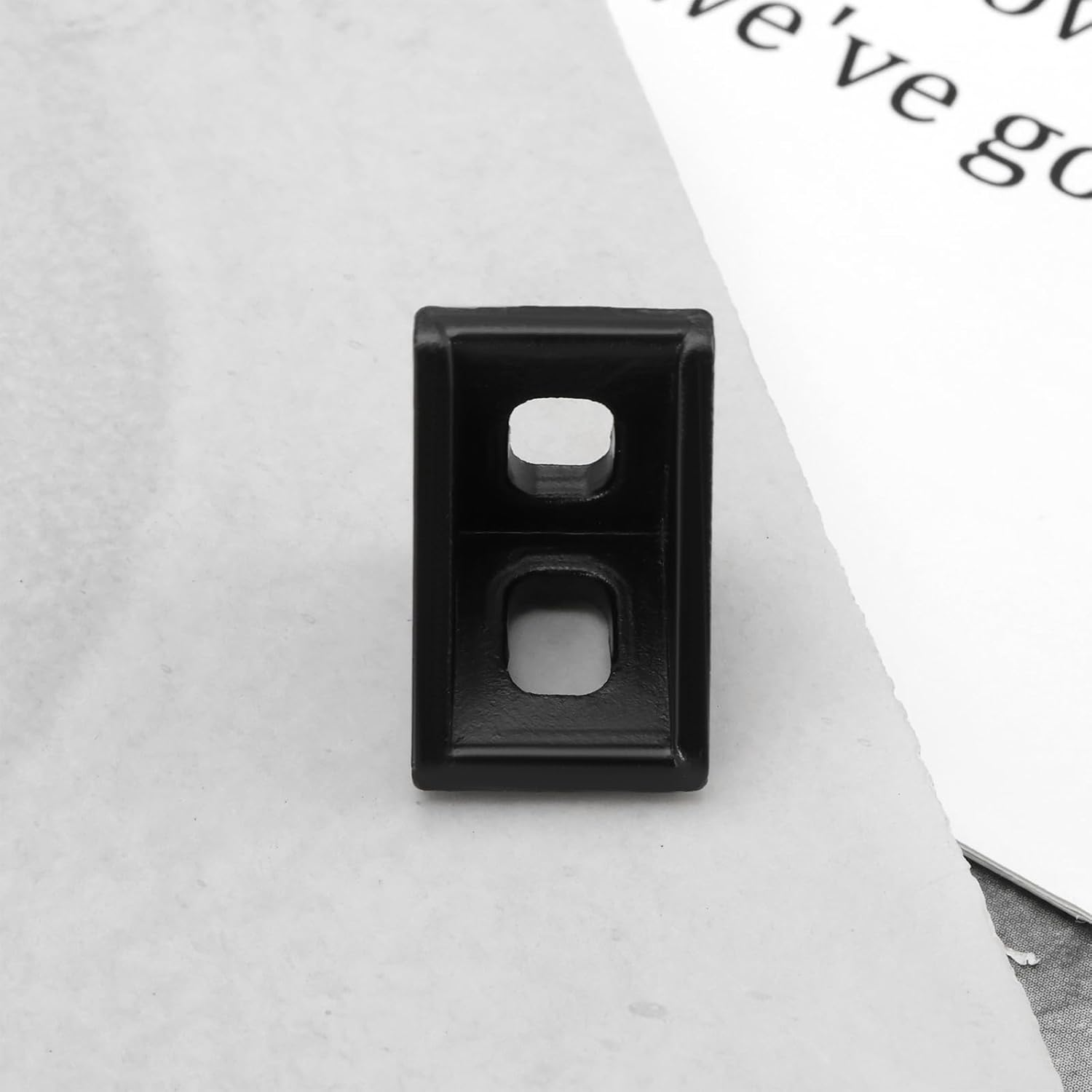 LT Easiyl 25Pcs Extruded Aluminum Profile Black Aluminum Profile Corner Right Angle Connectors for Large Enclosure Heavy Duty Frame Workbench Connection 20X20X17Mm