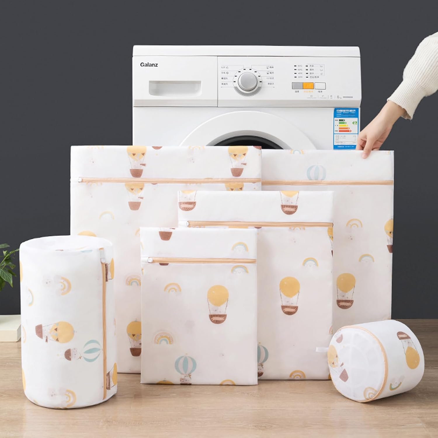 AUXIN 6 Pcs Durable Honeycomb Mesh Laundry Bags, Laundry Bra Lingerie Cute Balloon Printing Mesh Wash Bags for Delicates image number 6