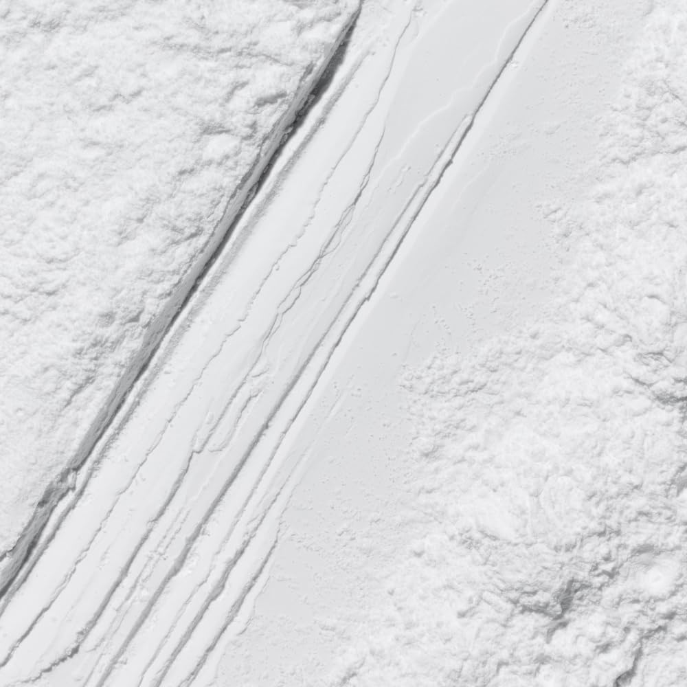 Innisfree No Sebum Matte Mineral Powder, Korean Loose Setting Powder for Blurring, Shine Control, Fragrance-Free, Translucent