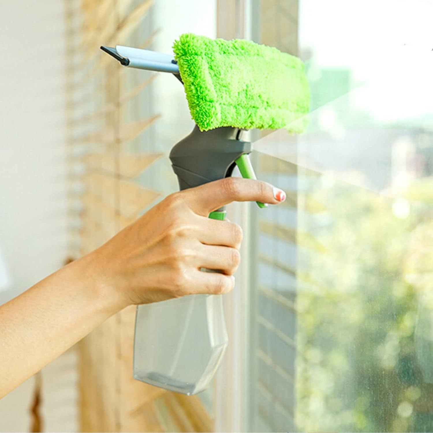 3-In-1 200 Ml Window Wiper with Spray Function, Window Cleaning with Sprayer, Window Cleaner, Removable Microfibre Window Cleaning Pad image number 6