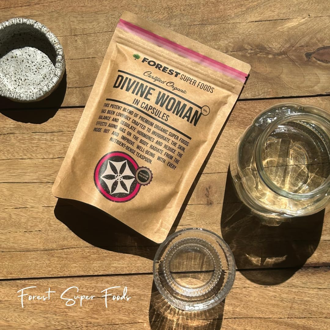 Divine Woman Womens Multivitamin | 300X Capsules | Maca Root, Cacao Bean, Wheatgrass, Camu Camu Berry, Maqui Berry, Kale + Broccoli | 100% Wholefoods and Organic | Forest Super Foods image number 6