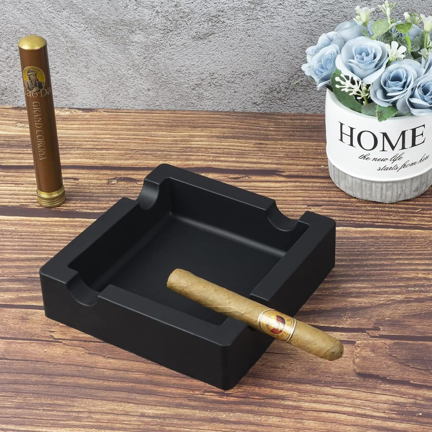 Unbreakable Silicone Cigar Ashtray - Large 15Cm X 15Cm Outdoor/Indoor Use, 4 Cigar Holders, Weatherproof & Scratch-Resistant (300G)